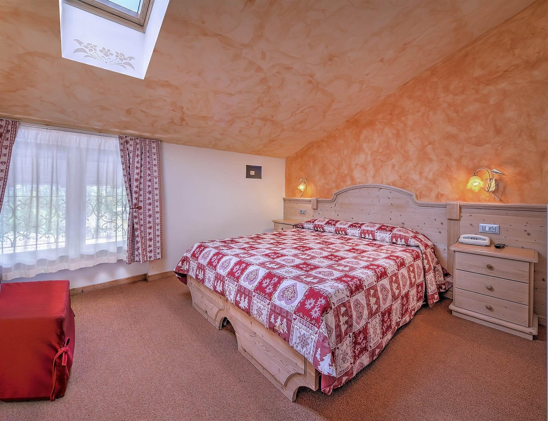 _STV7809And8more_tonemapped2