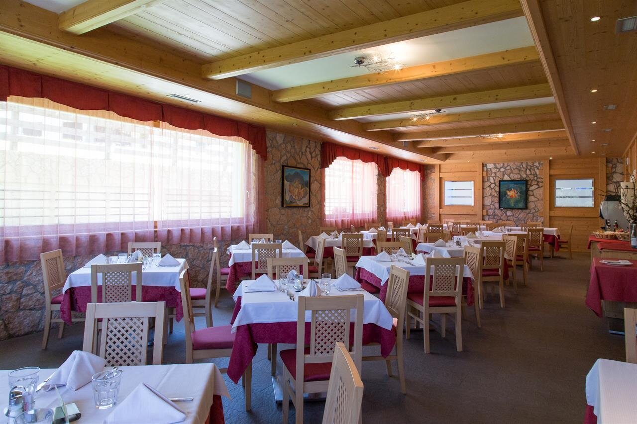 Ristorante Hotel Alpine Mugon