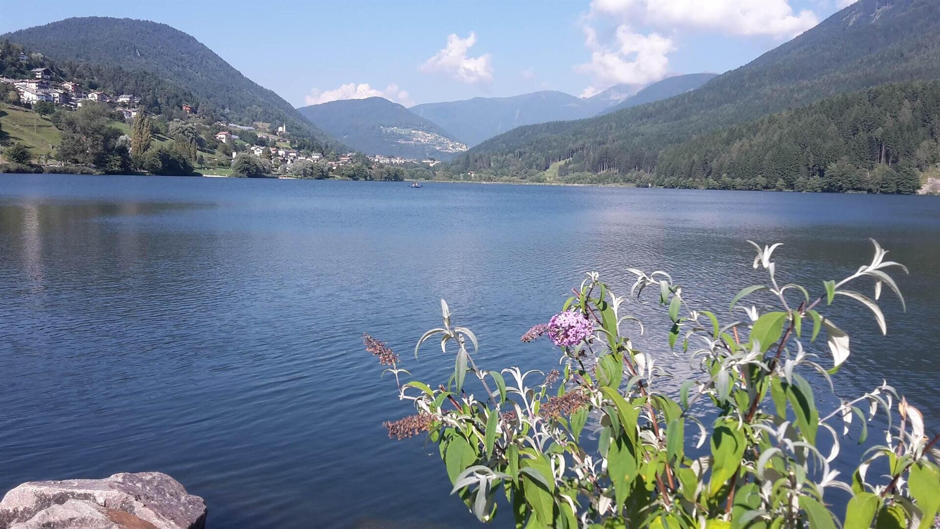 lago della Serraia