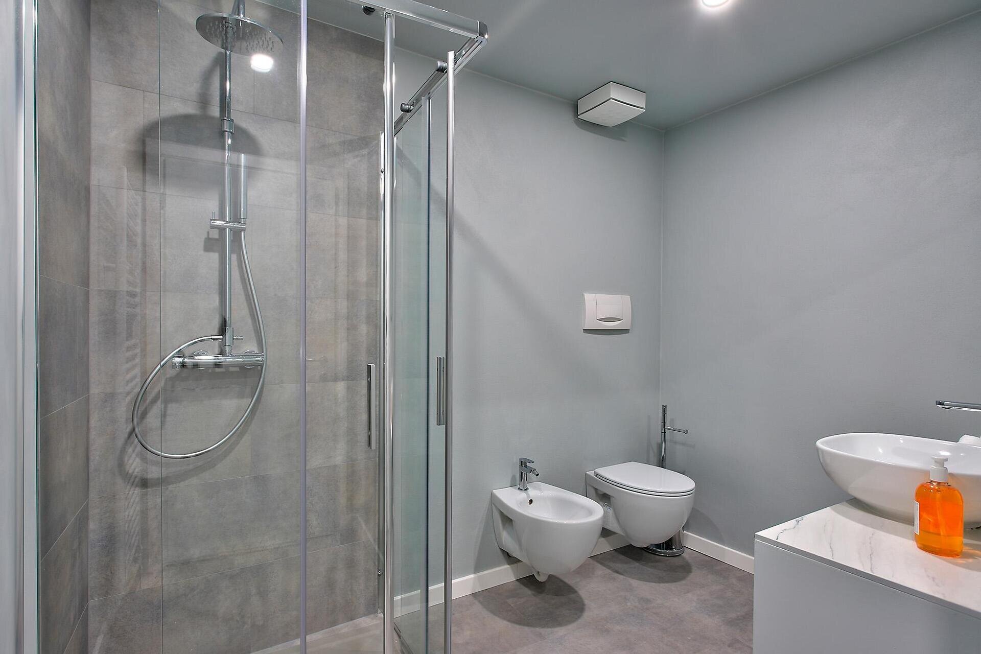 Appartamento p. terra con patio - Appartamenti CON