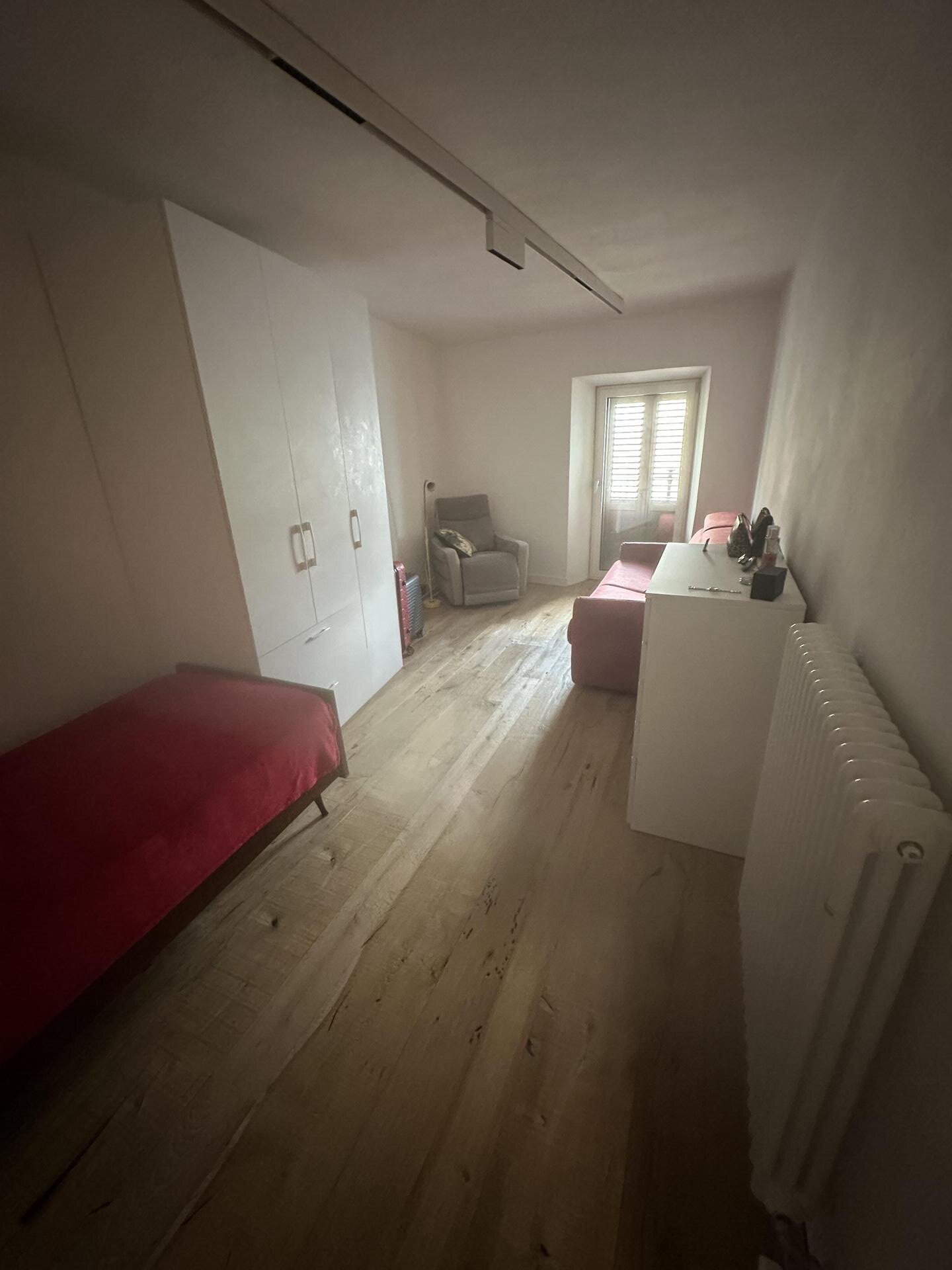 Images Trn 1 9adc9afd E617 46bc B94d F444e410b584 99 Image