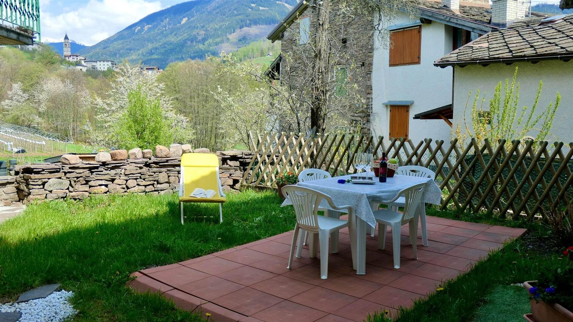 1C541B51-EDDF-4045-BDA8-0CF2085893C6_1_201_a