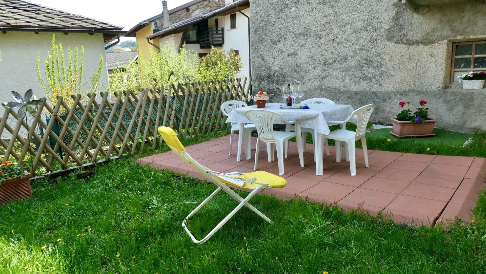 0BDB35F2-B5AF-4C59-AE1F-EAEF9DC3483E_1_201_a