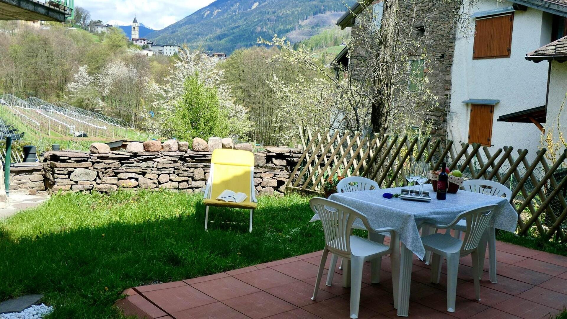 E35D55D1-4484-4D83-ACAF-510261A7E60C_1_201_a