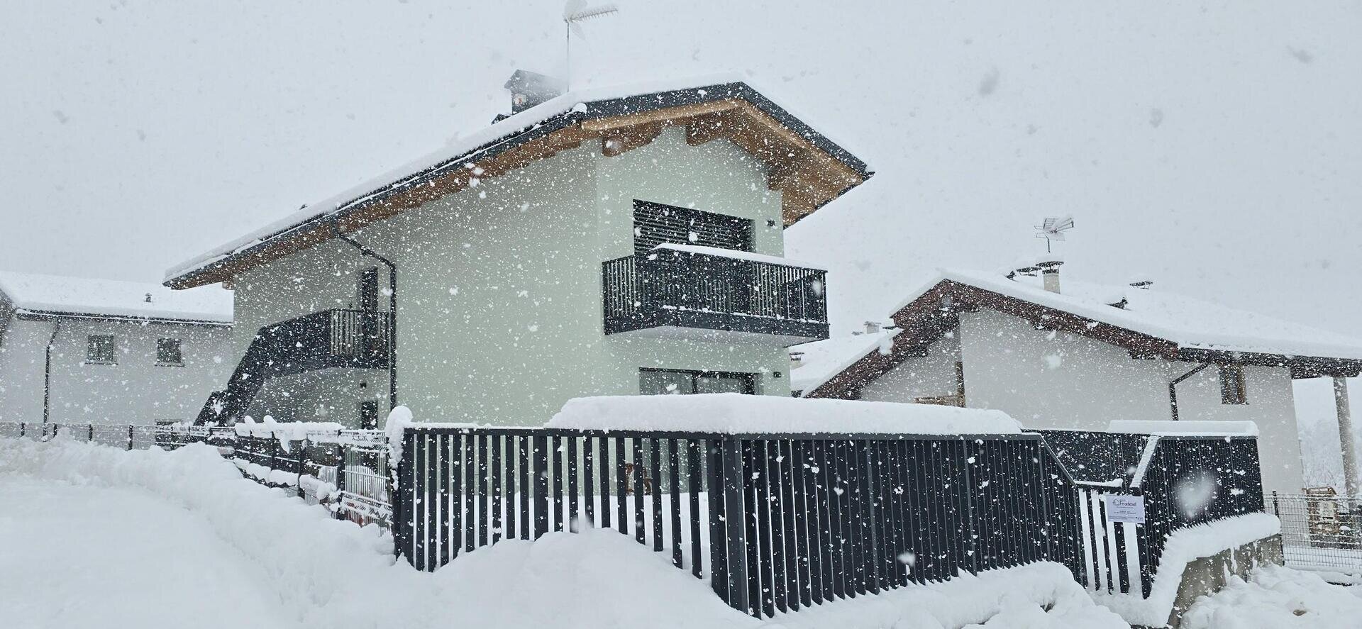 Images Trn 1 Cefddfa6 220a 4a13 Aded Cd9a6a905f5d 99 Image