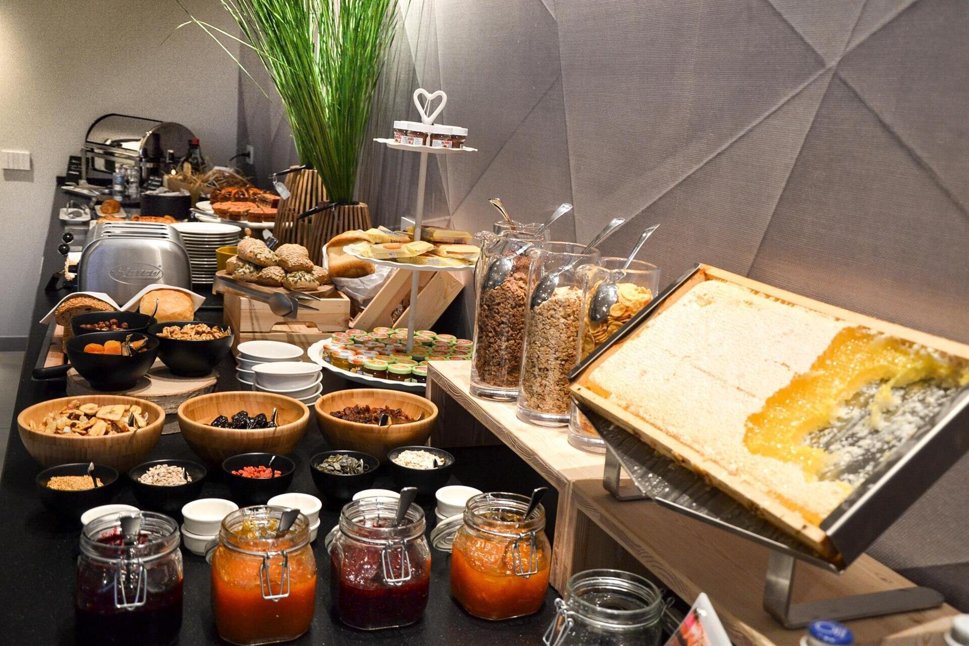 Breakfast at hotel Be Place - Trento (4)