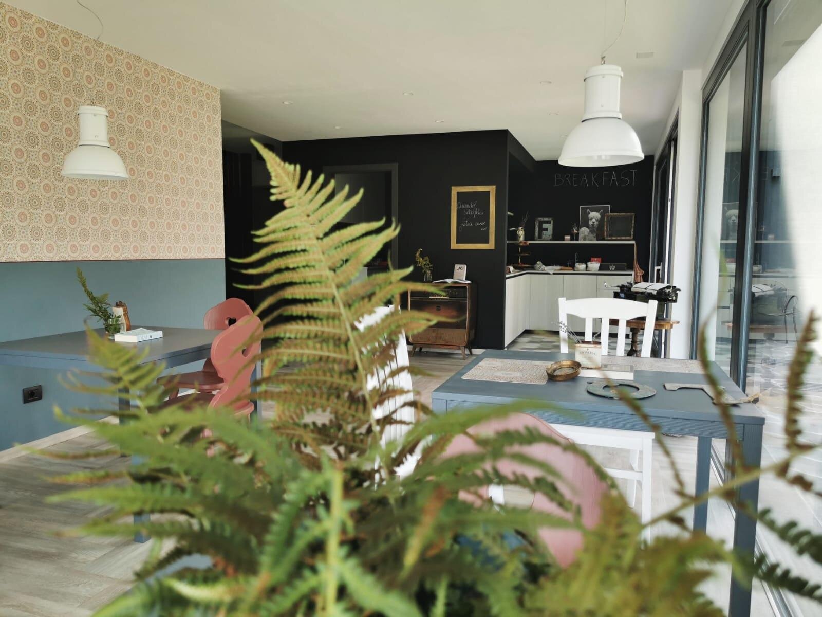 5A923865-B30C-46A6-B10F-707EEA5A2037