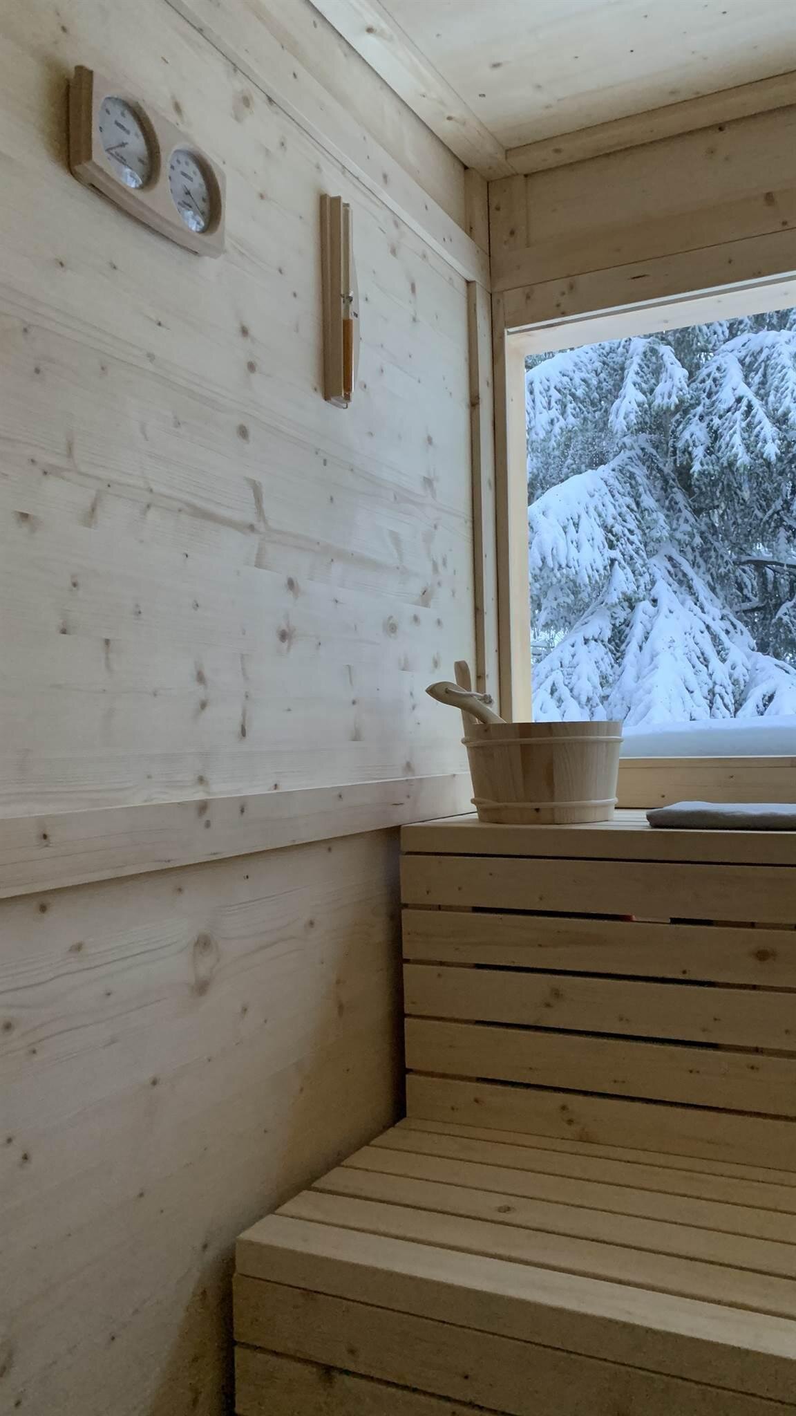 9B6C7A16-2611-4392-868B-18D78816D137