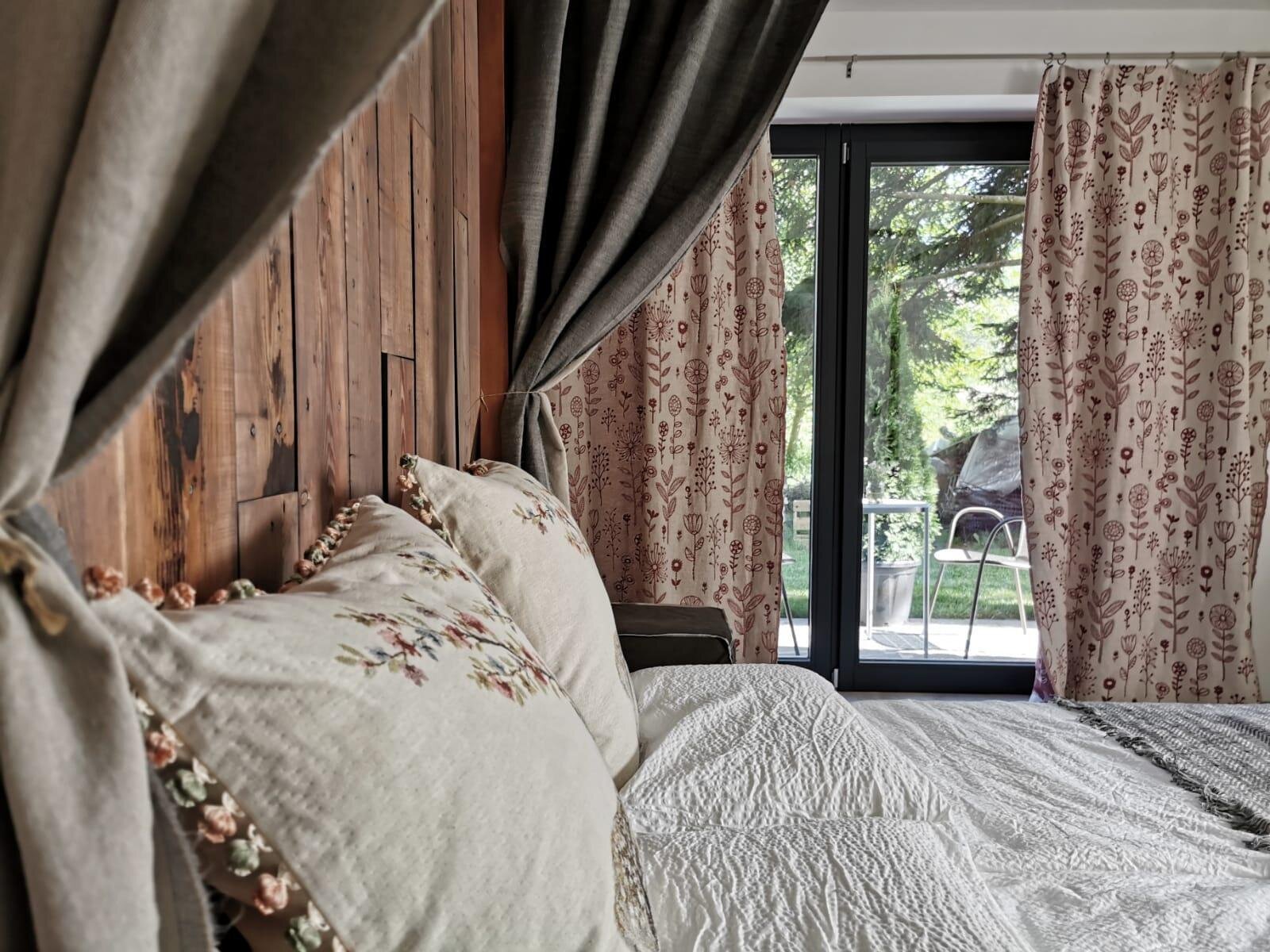 983A2AAD-FDF5-40A1-B1DA-DF7115872E2E