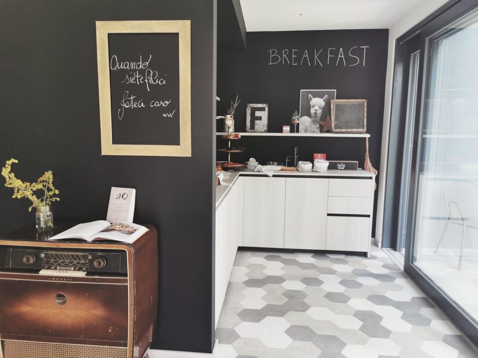 24A37C6D-CCB4-4ABF-9416-DA5591A1F7F5