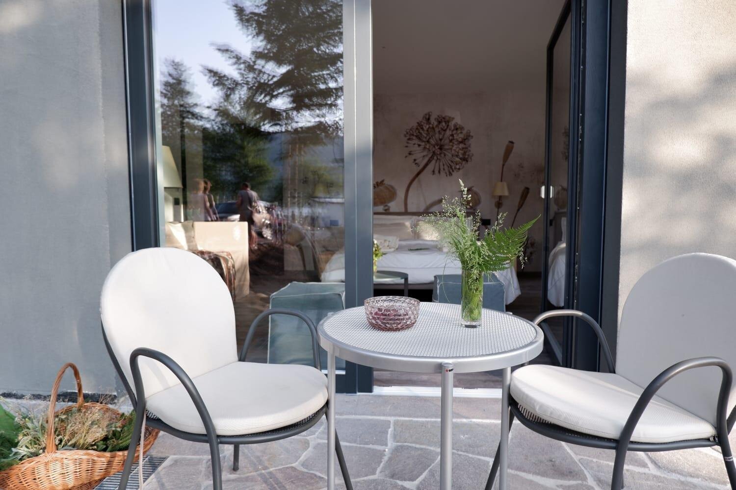 47C3993B-B592-4E0E-A490-4F9B4718C370