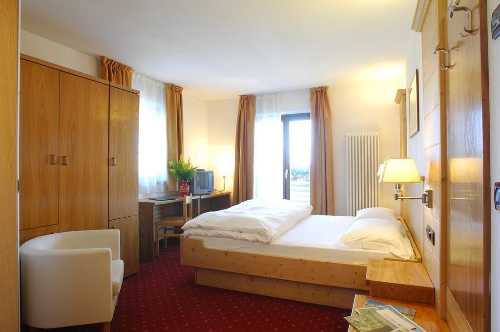 Hotel Chalet Caminetto - Monte Bondone (3)