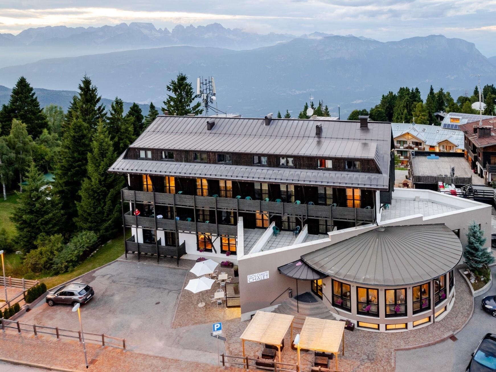 DOLOMITI CHALET