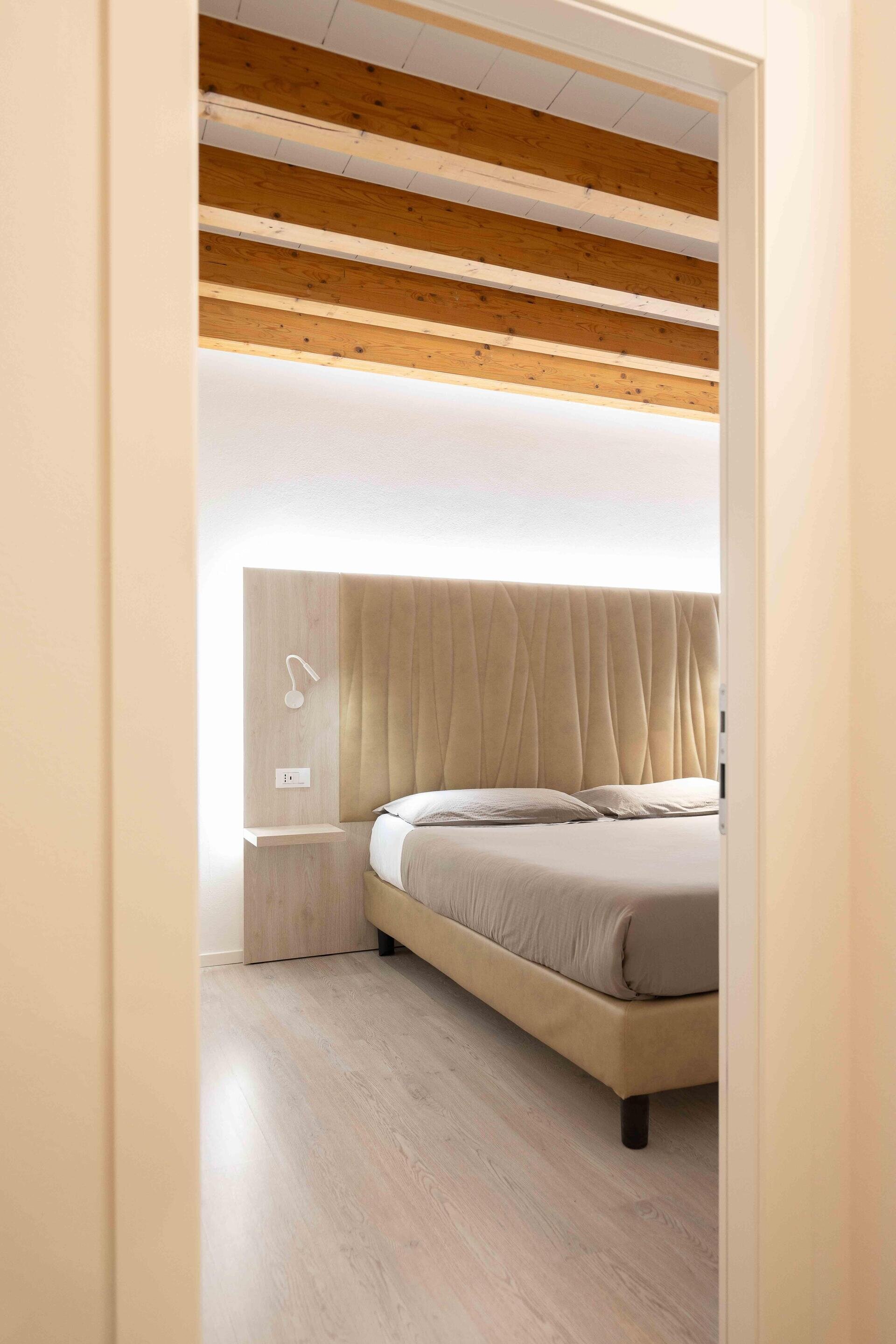 Images Trn 1 5b2ffcb6 Fa34 4fb9 B49c 3567c0a7989e 99 Image