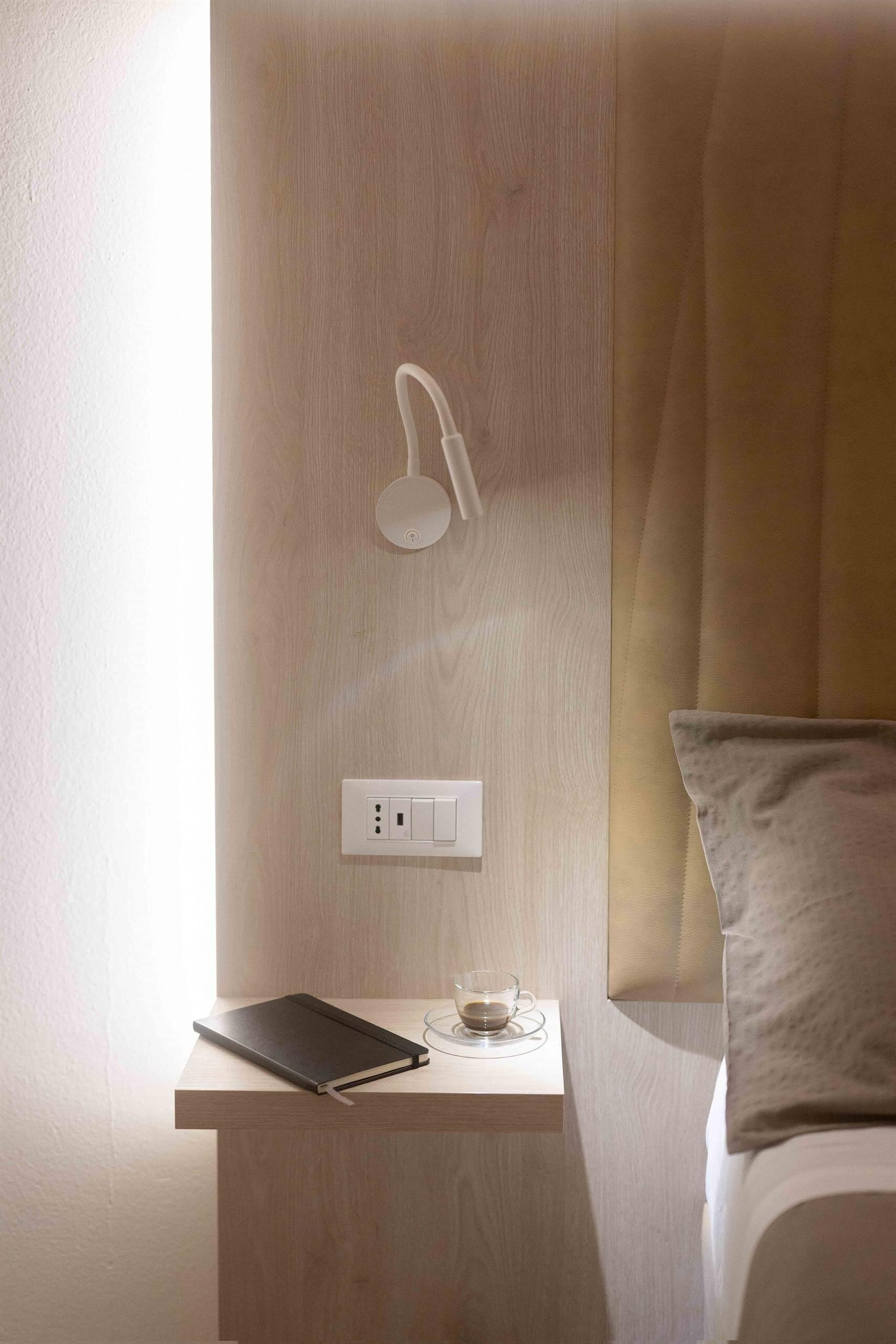 Images Trn 1 D9f82d23 C1e1 4153 B4f9 F932d69dad00 99 Image