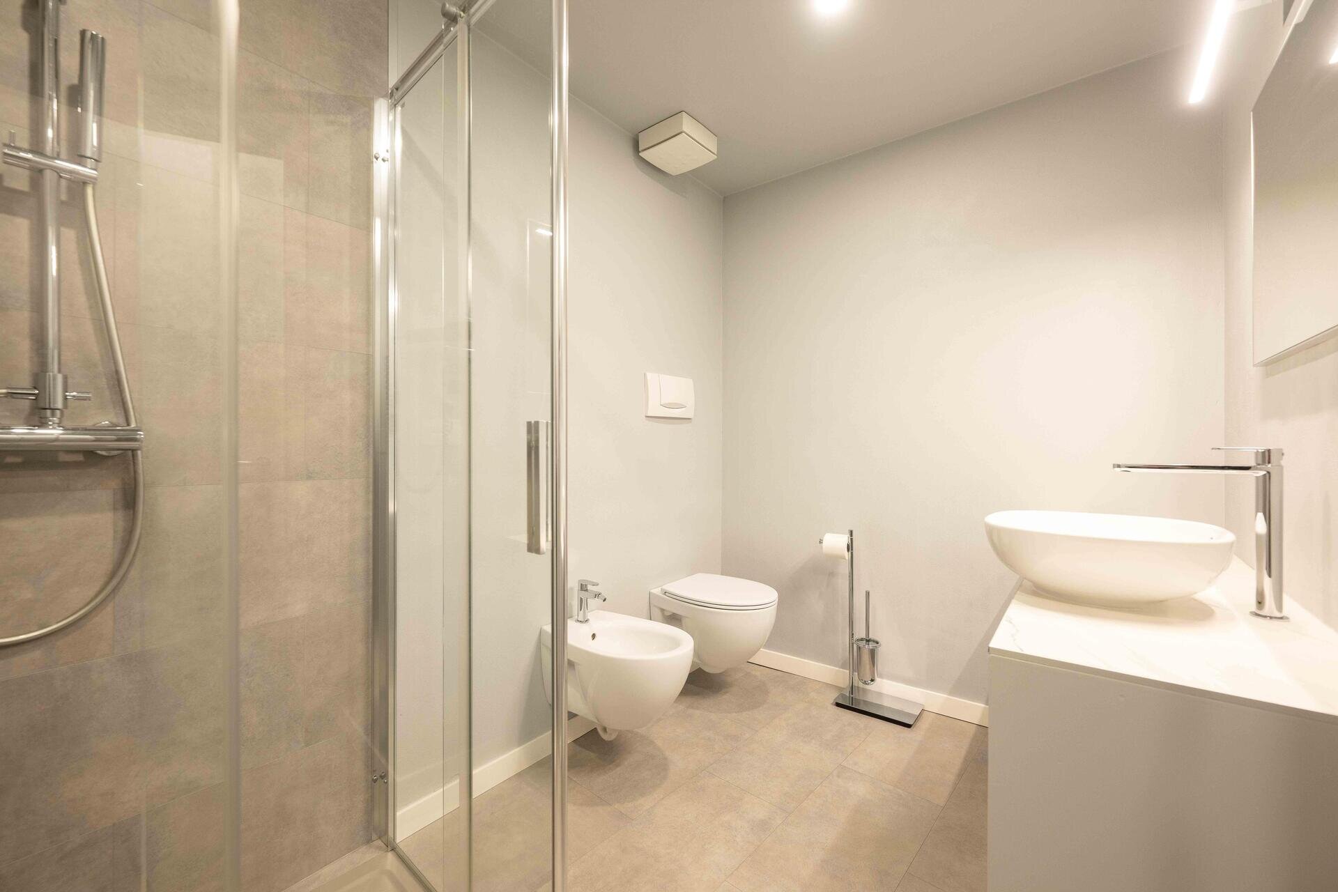 Images Trn 1 9c07d19d Bee7 46a2 88cf E0f6d14e4514 99 Image