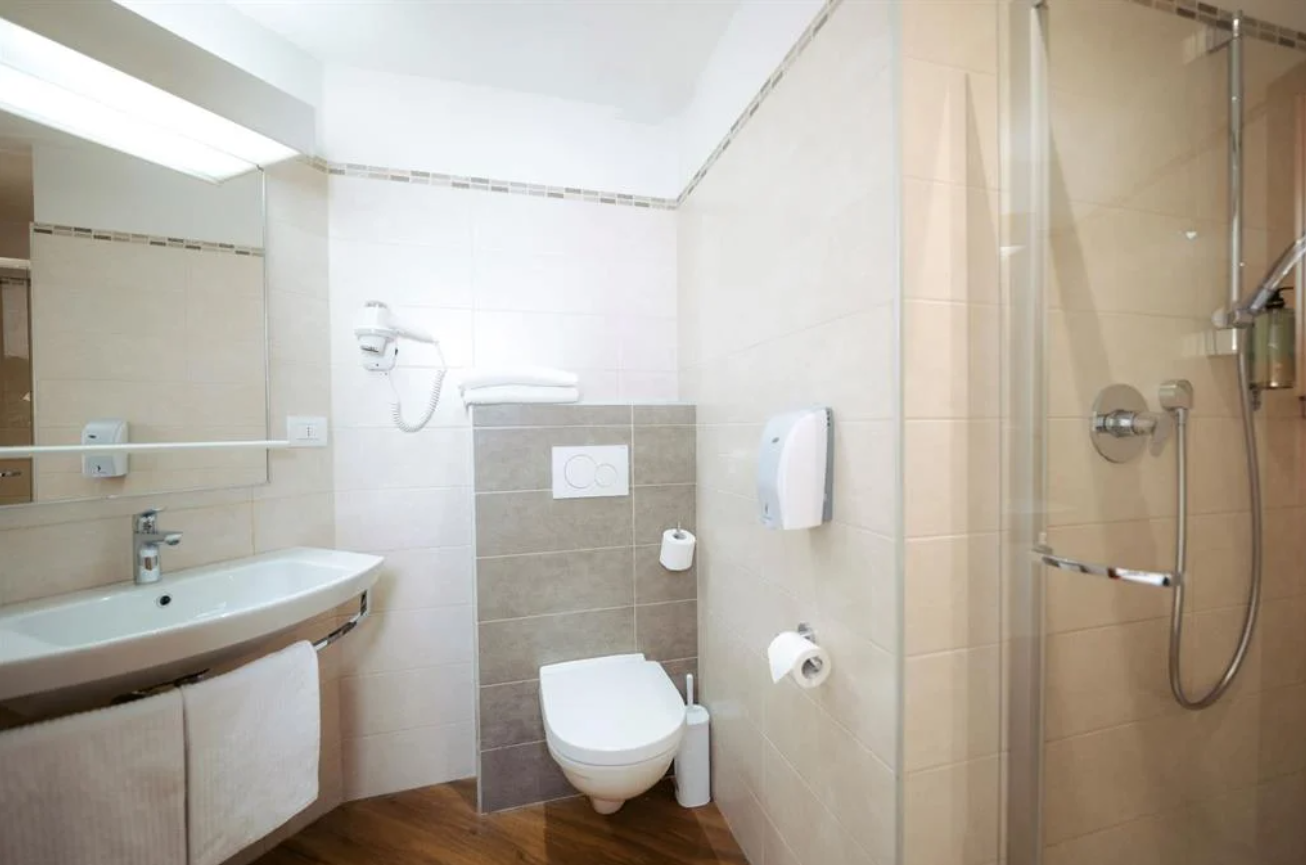 standard quadrupla 4