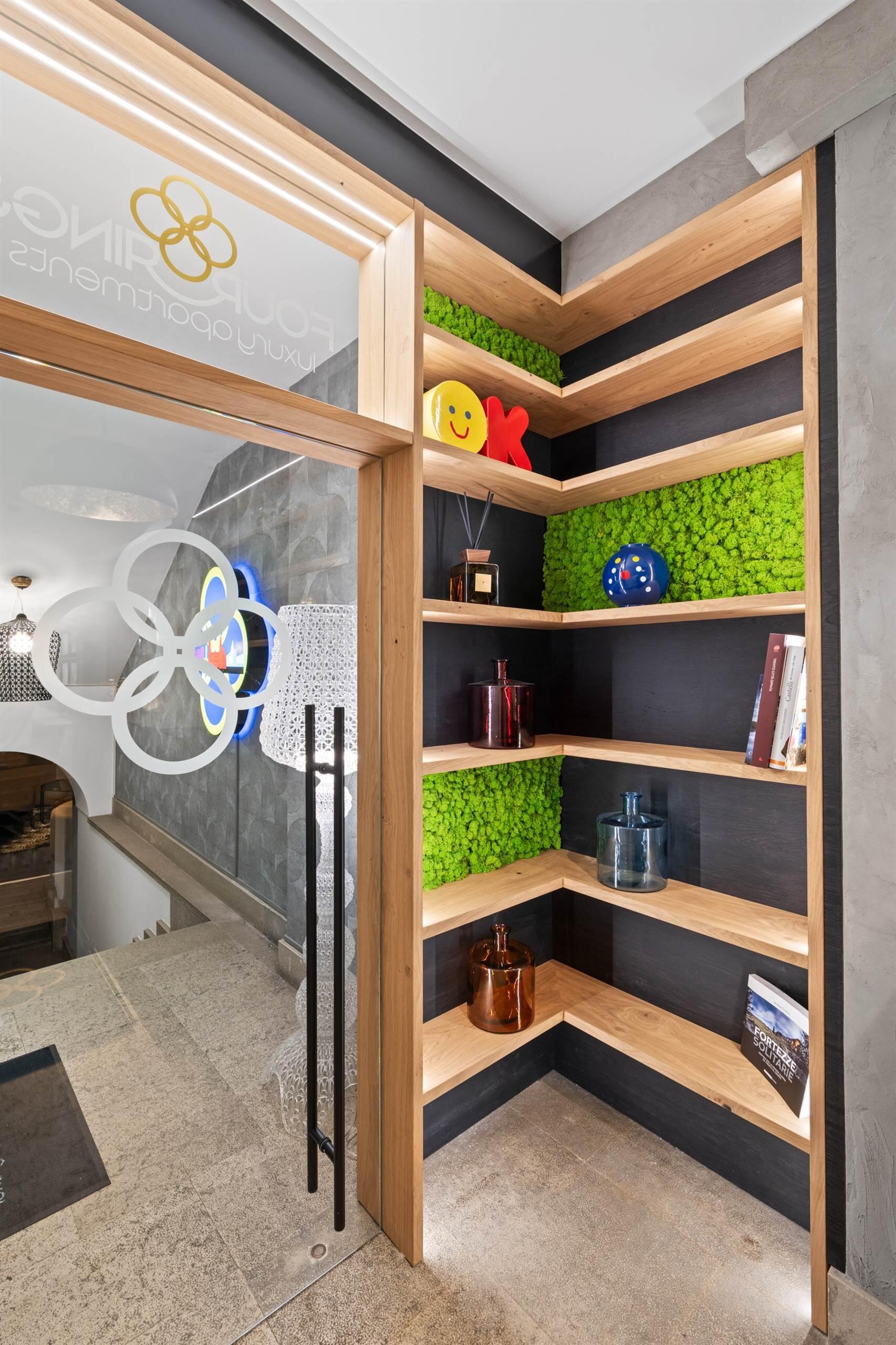 Images Trn 1 7aa643ee Bb83 446a Baf4 A7de4689fe9d 99 Image