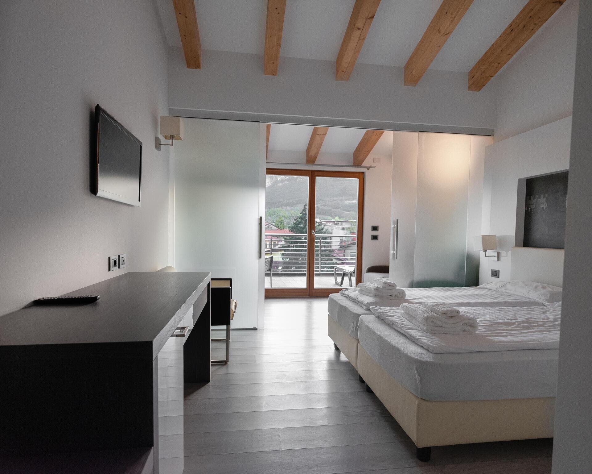 Hi Hotel - Suite (2)