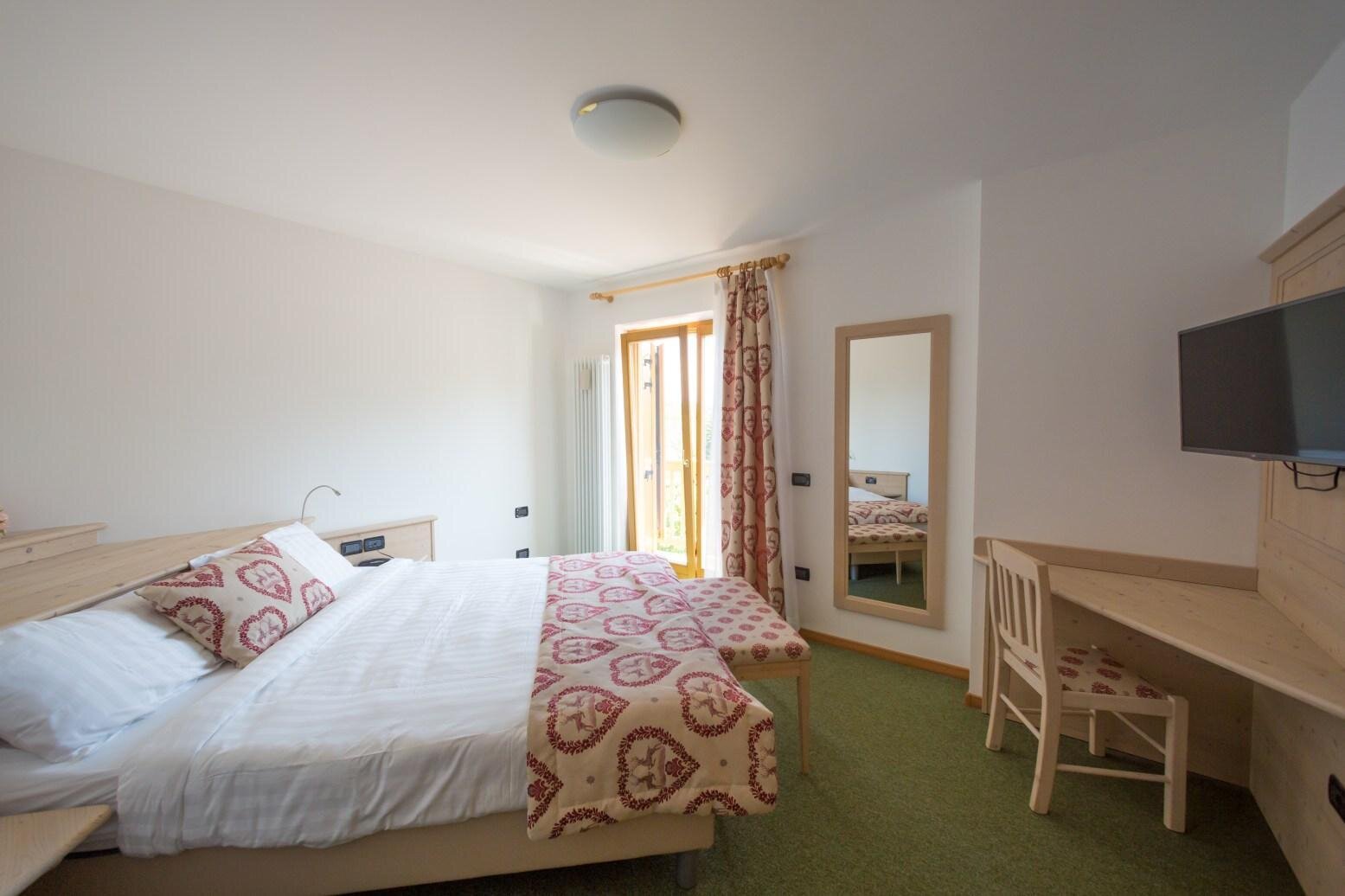 Images Trn 1 D7a13807 F070 46dd 8018 17401207d9f7 99 Image