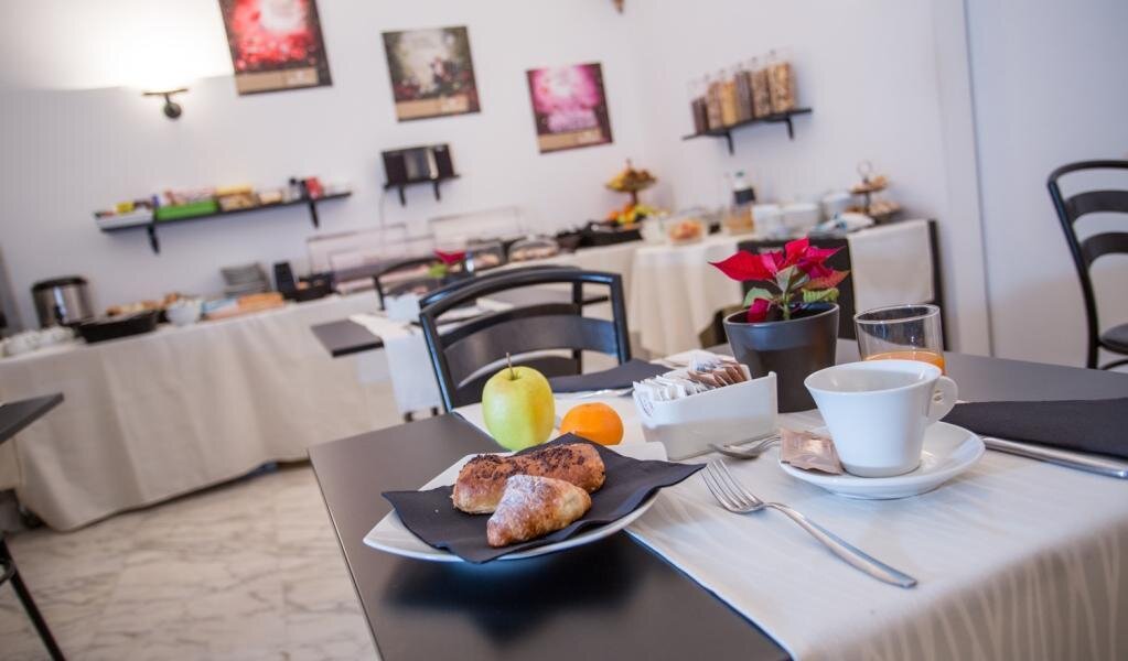 Frühstück - Hotel Buonconsiglio