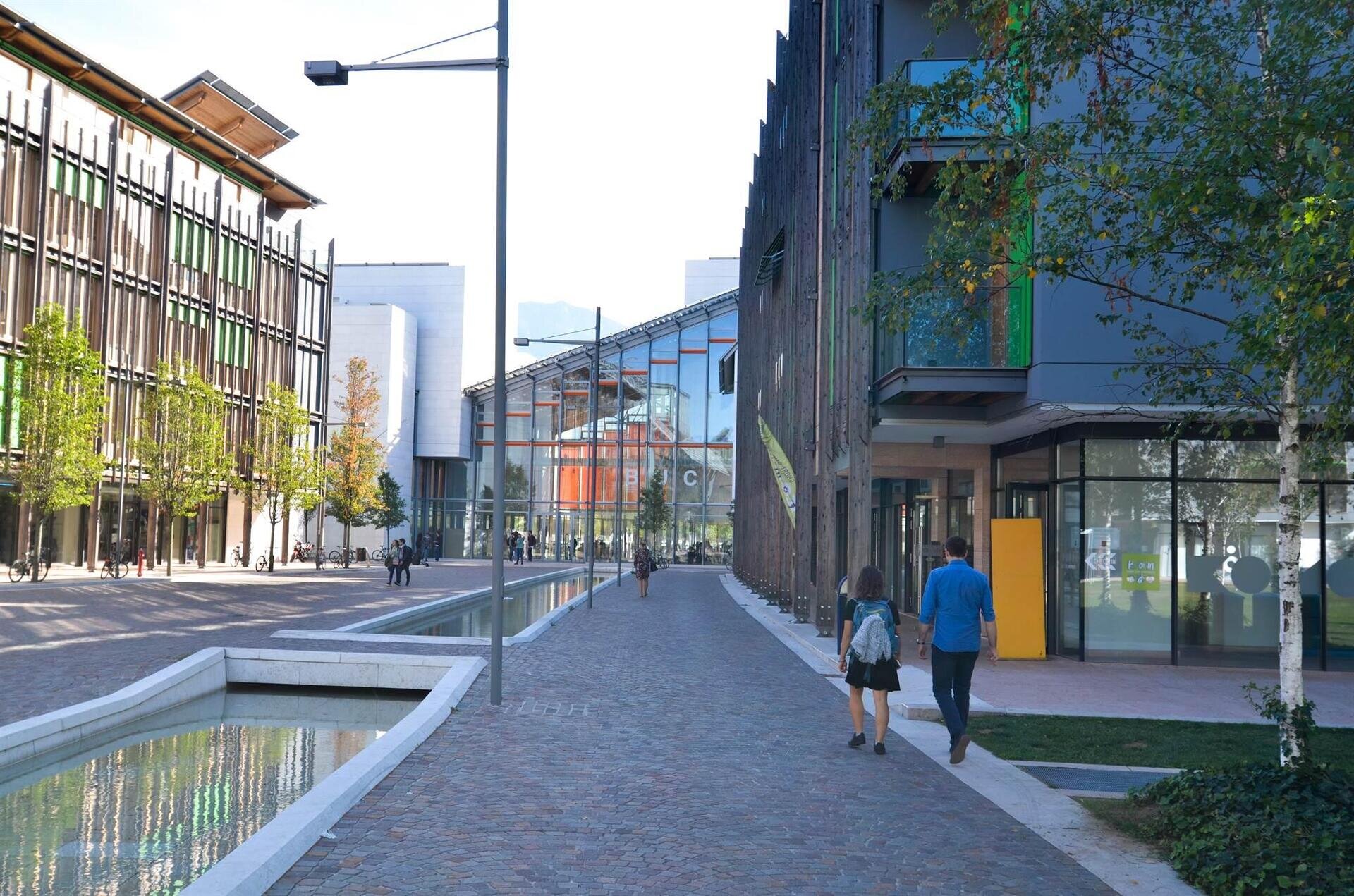 Komodo Short Stay Apartments - Trento (16)