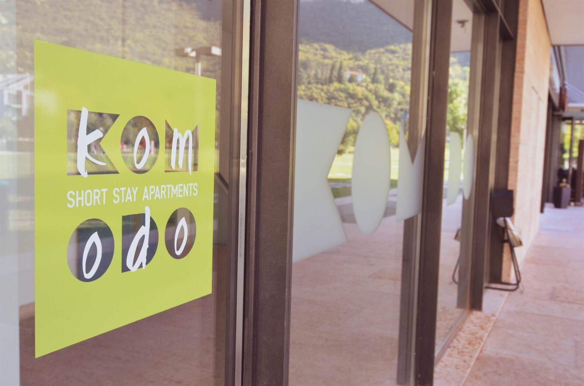 Komodo Short Stay Apartments - Trento (17)