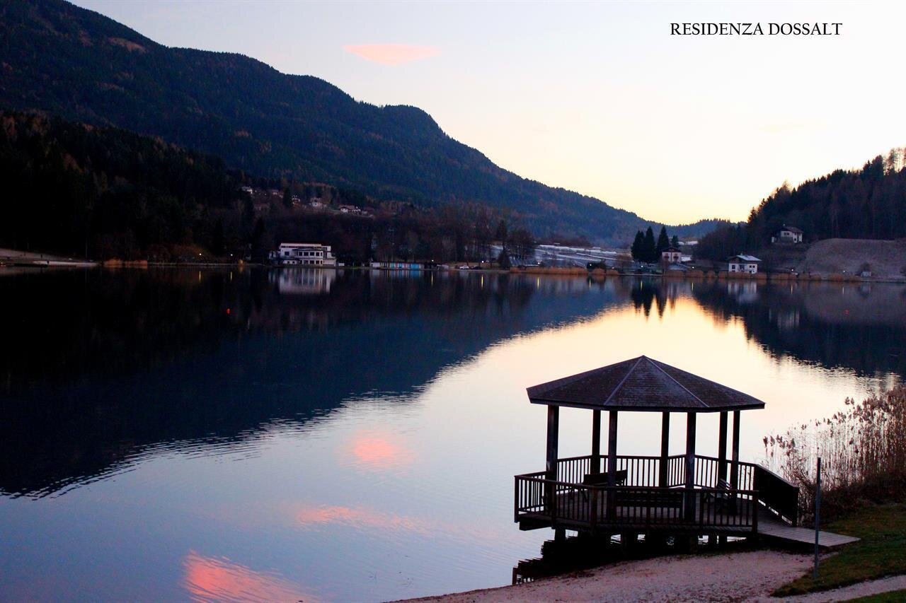 scorcio passeggiata lungolago Serraia