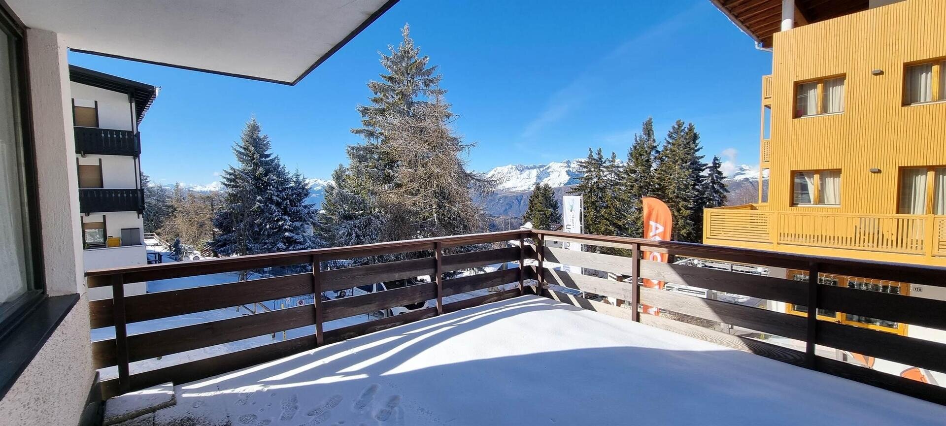 Images Trn 1 3da1b17e 8dc7 44cb 99a0 669fb0d81aea 99 Image