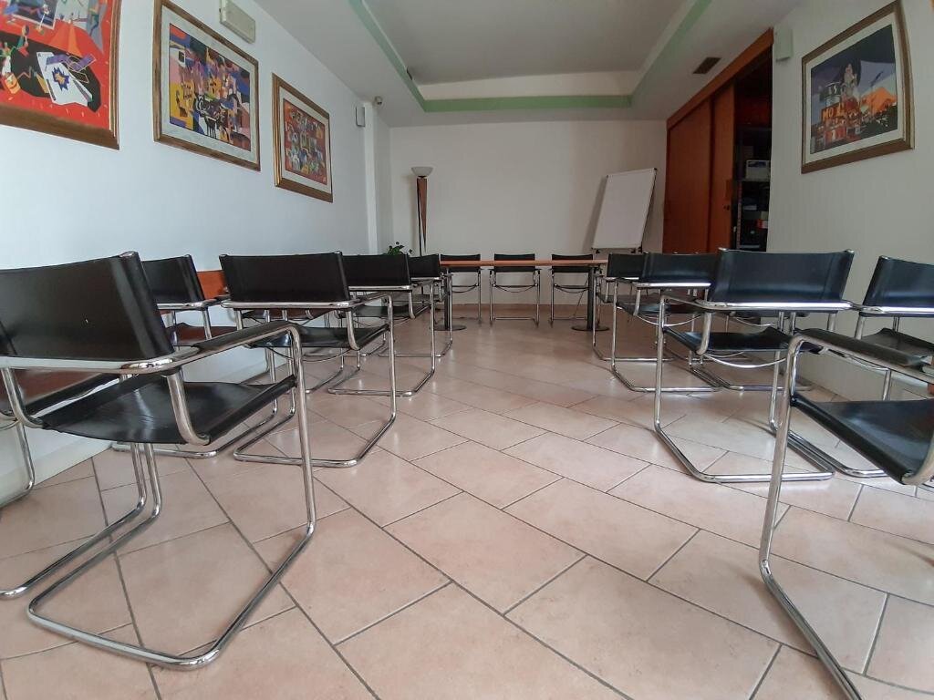 Villa Fontana sala riunioni