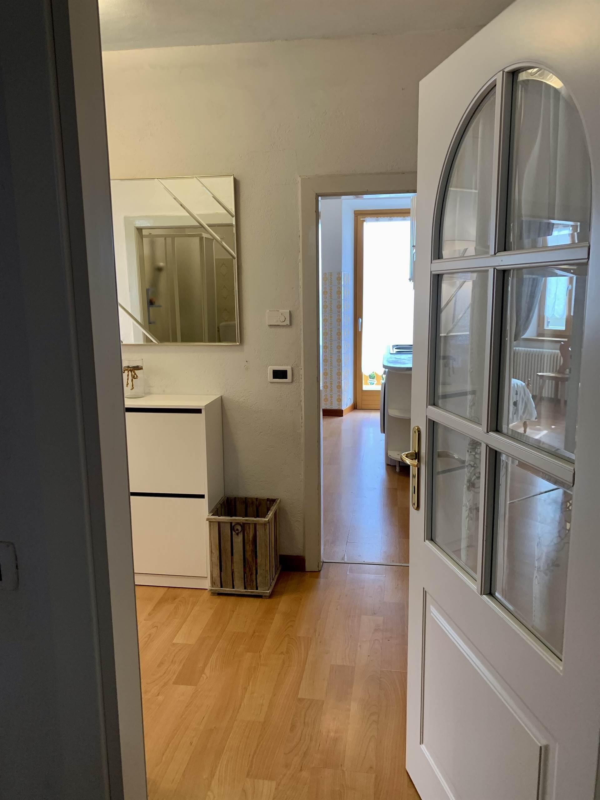 F46D815D-D38E-43F1-9B92-3BAD8029F46F