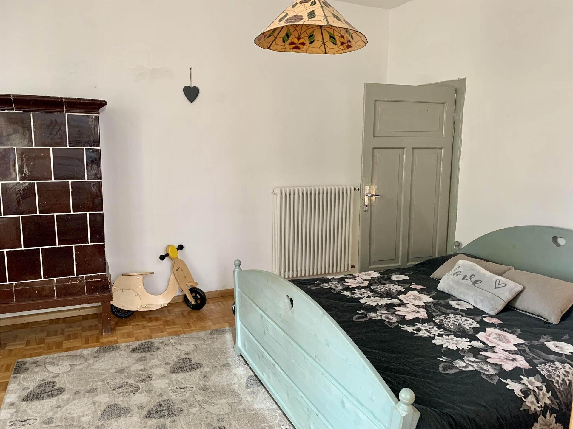 DFFF2F63-0D83-4A40-91E4-6D05165117DC