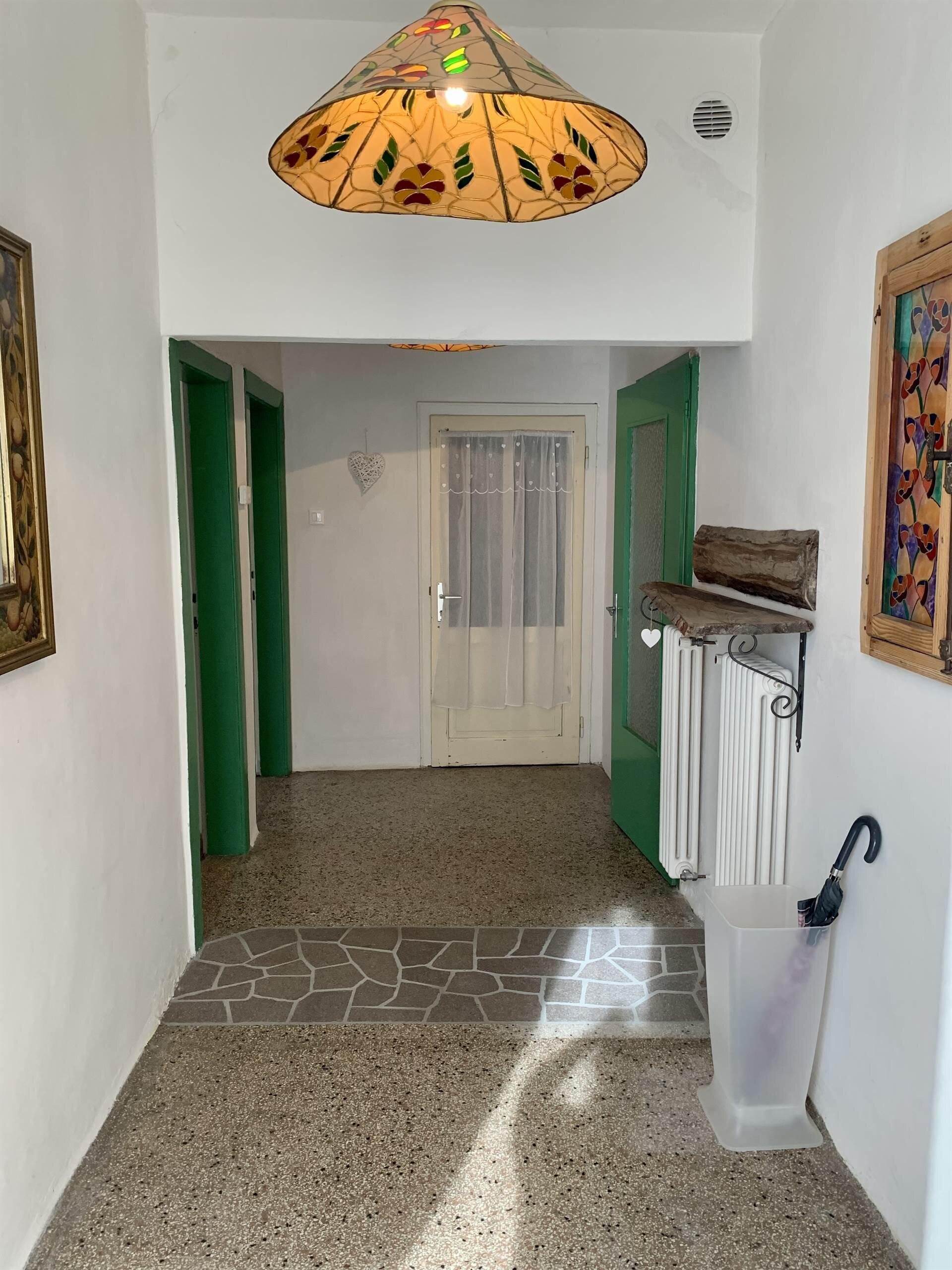 CEAFCE44-DC82-48BD-A18A-85F2440AADFD