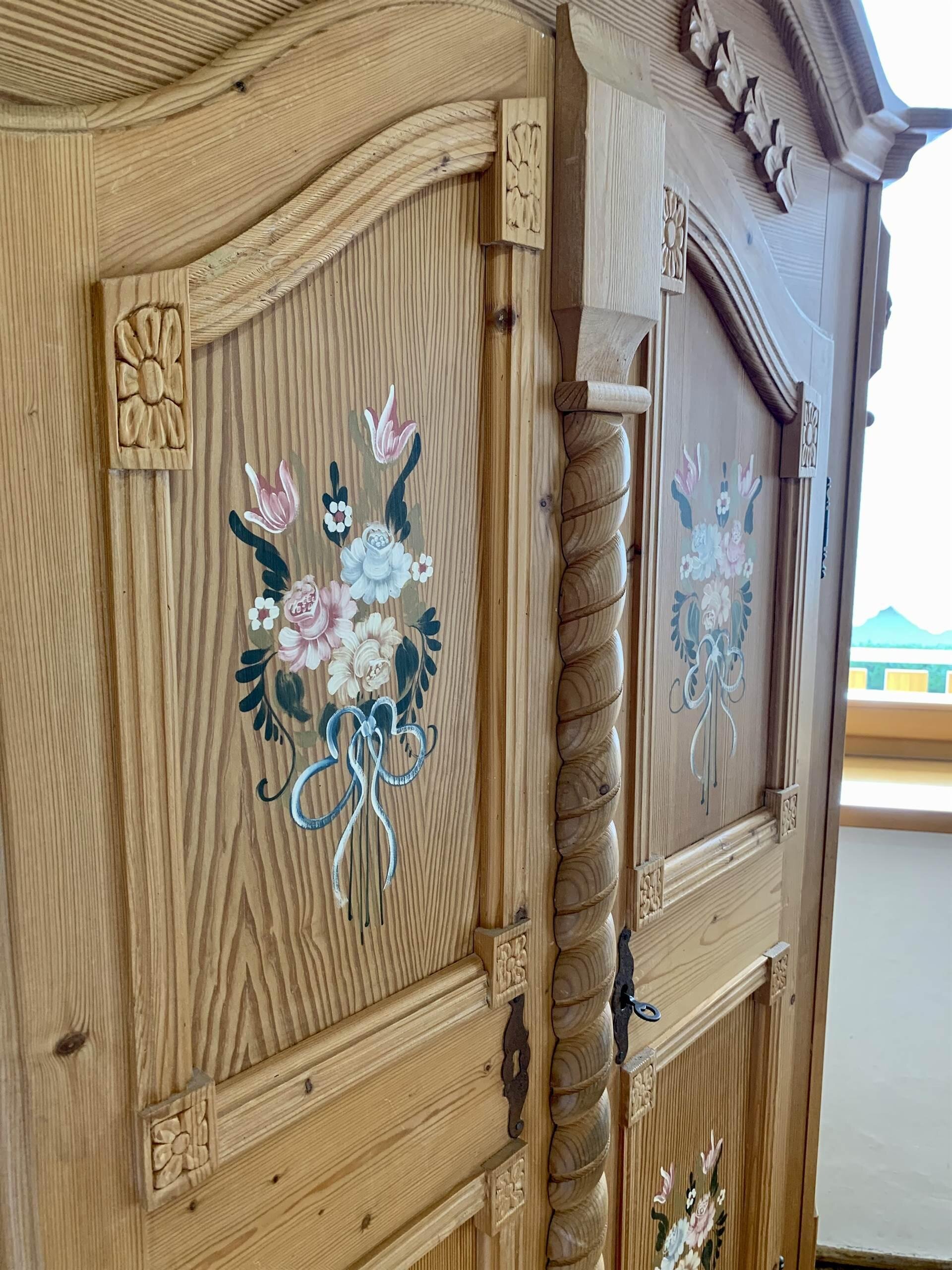 F6E6F034-399A-4876-8BF8-1E402527472E