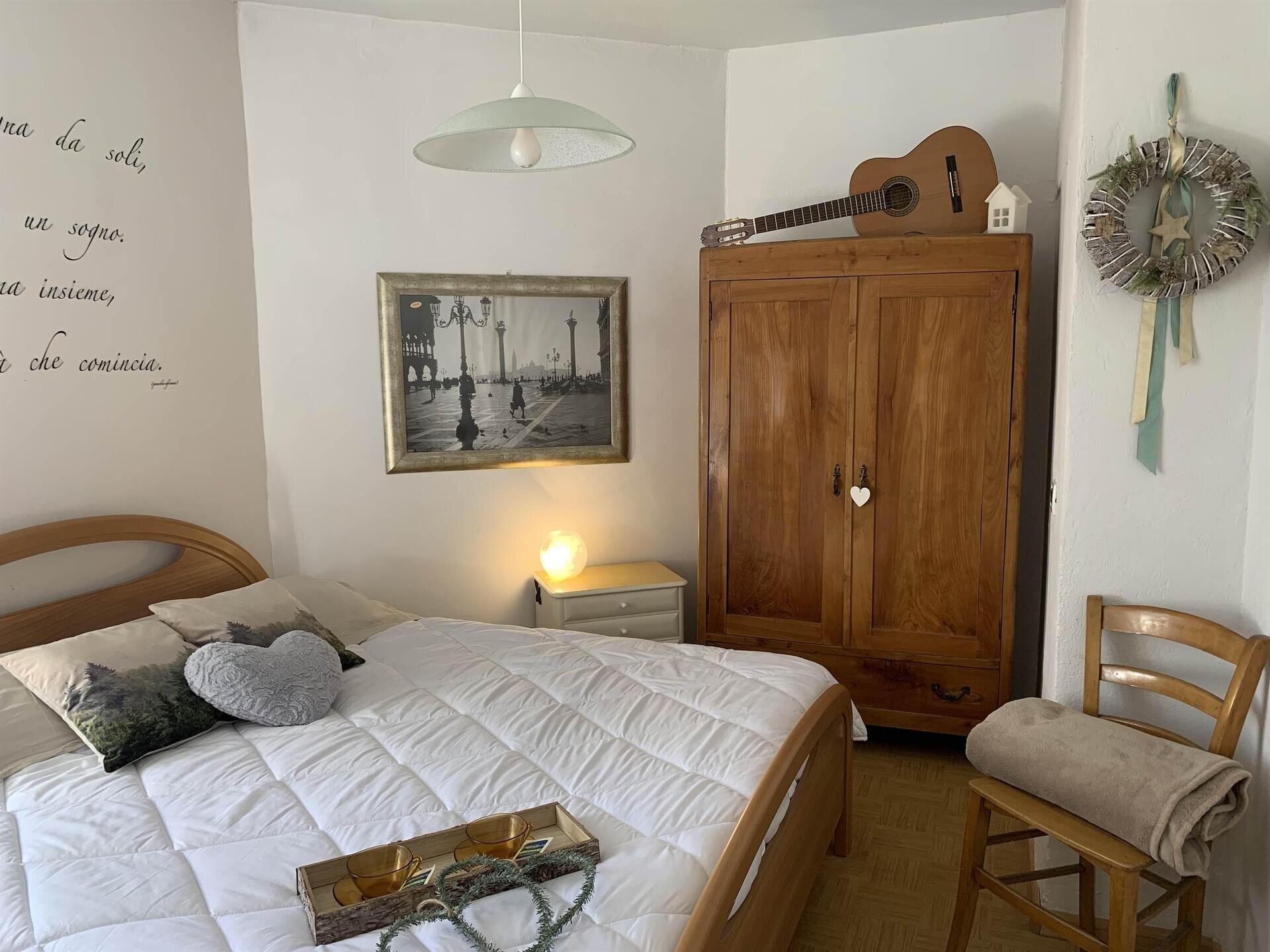 14A5BA81-8E10-495F-94BE-001CD6C34903