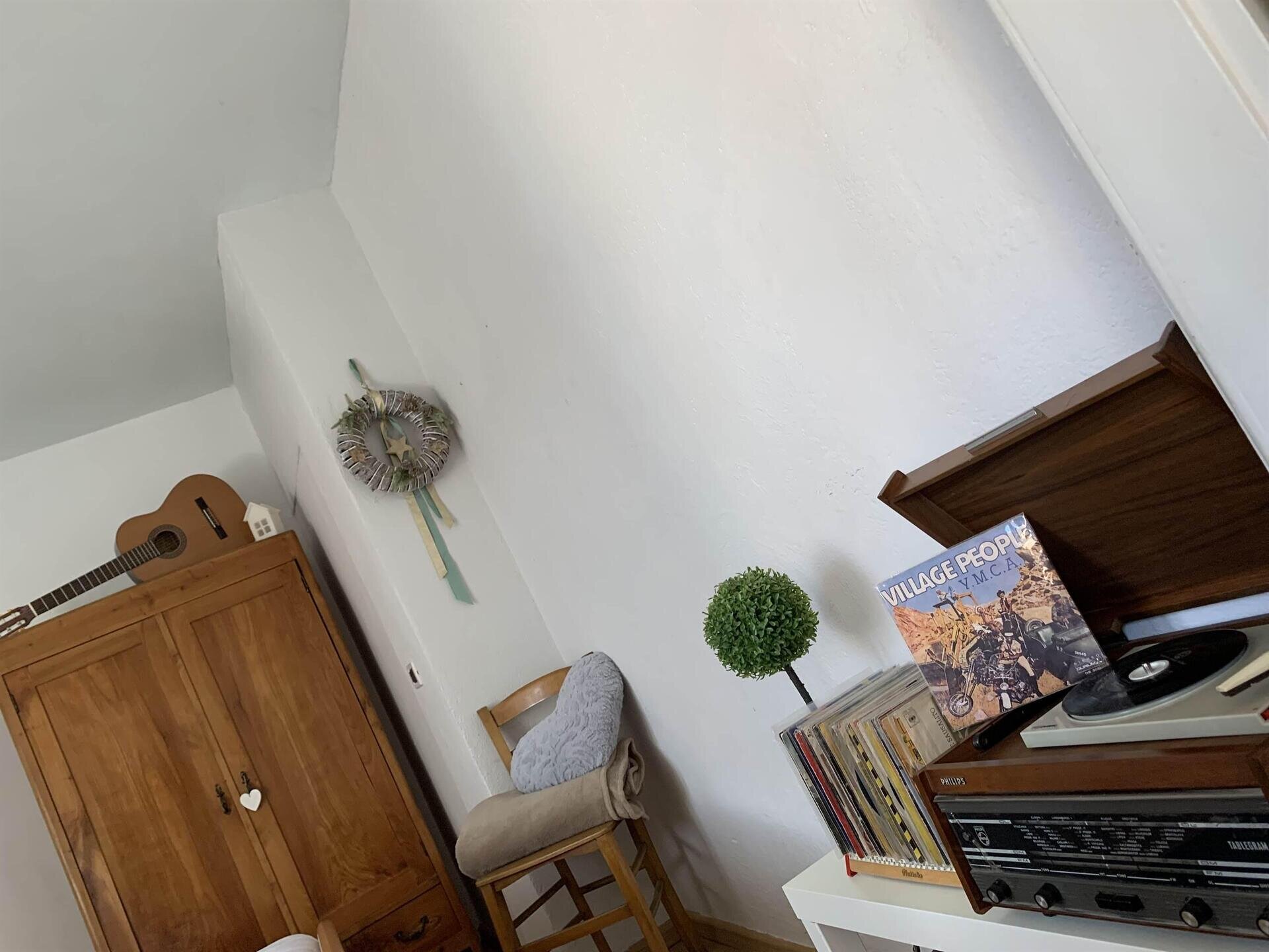 43786160-3B88-4F06-BF9C-7AAD4BDEB54B