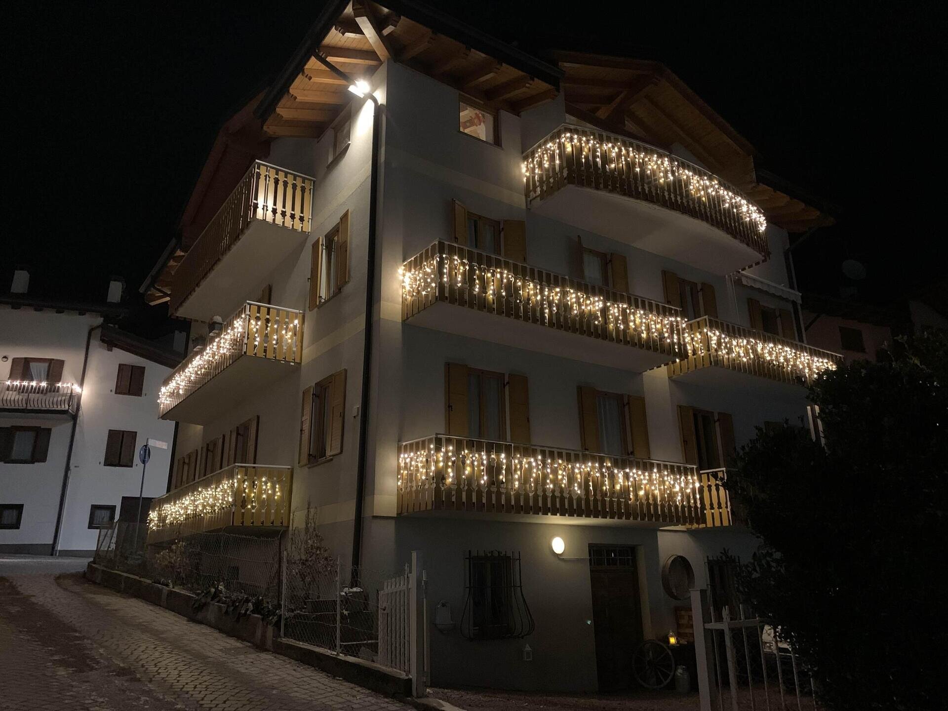 A68860E7-2CE7-478D-A230-24DA367140CF