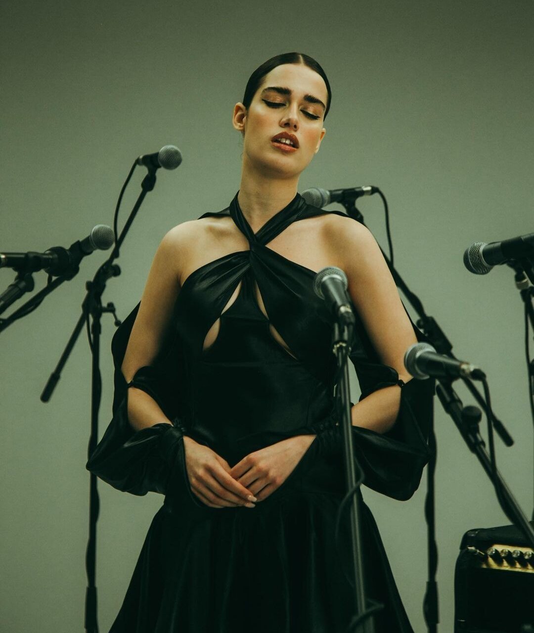 Clara - Voglio Tornare Negli Anni '90