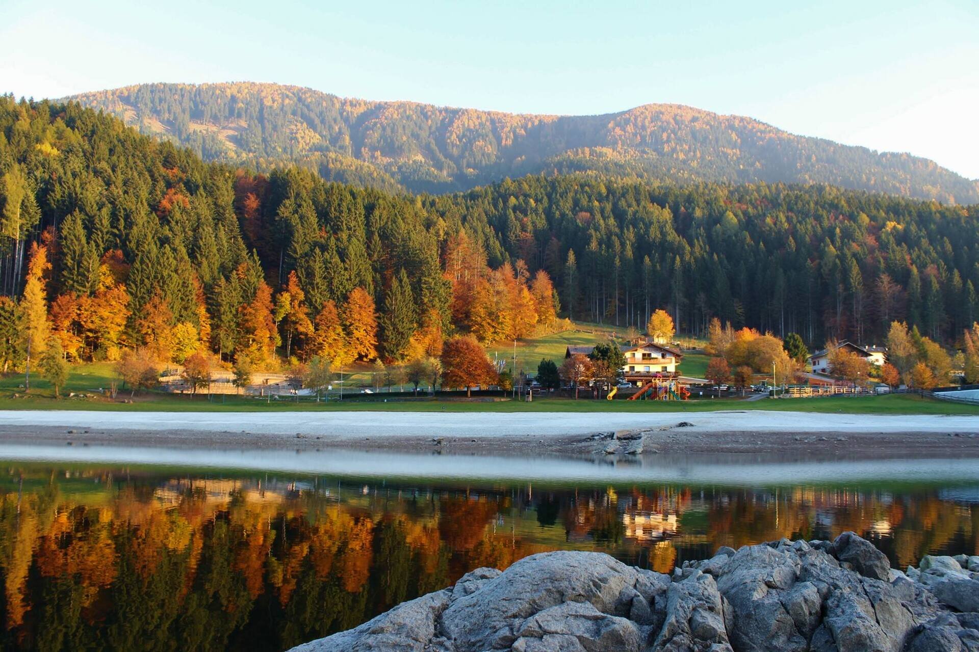 Content Dam Org 7 Images Full Rights Eventi Baselga Di Pine Concerto De Andre Bar Alla Spiaggia