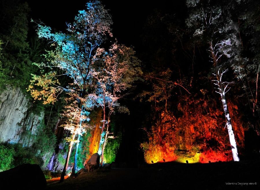 "Re-inhabiting the world" conference