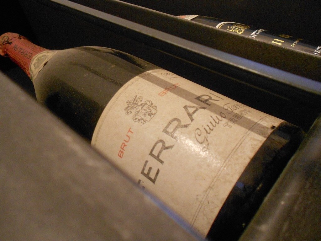 Content Dam Org 7 Images Full Rights Gusto Palazzo Roccabruna Casa Dei Prodotti Trentini Palazzo Roccabruna Bottiglia Trentodoc