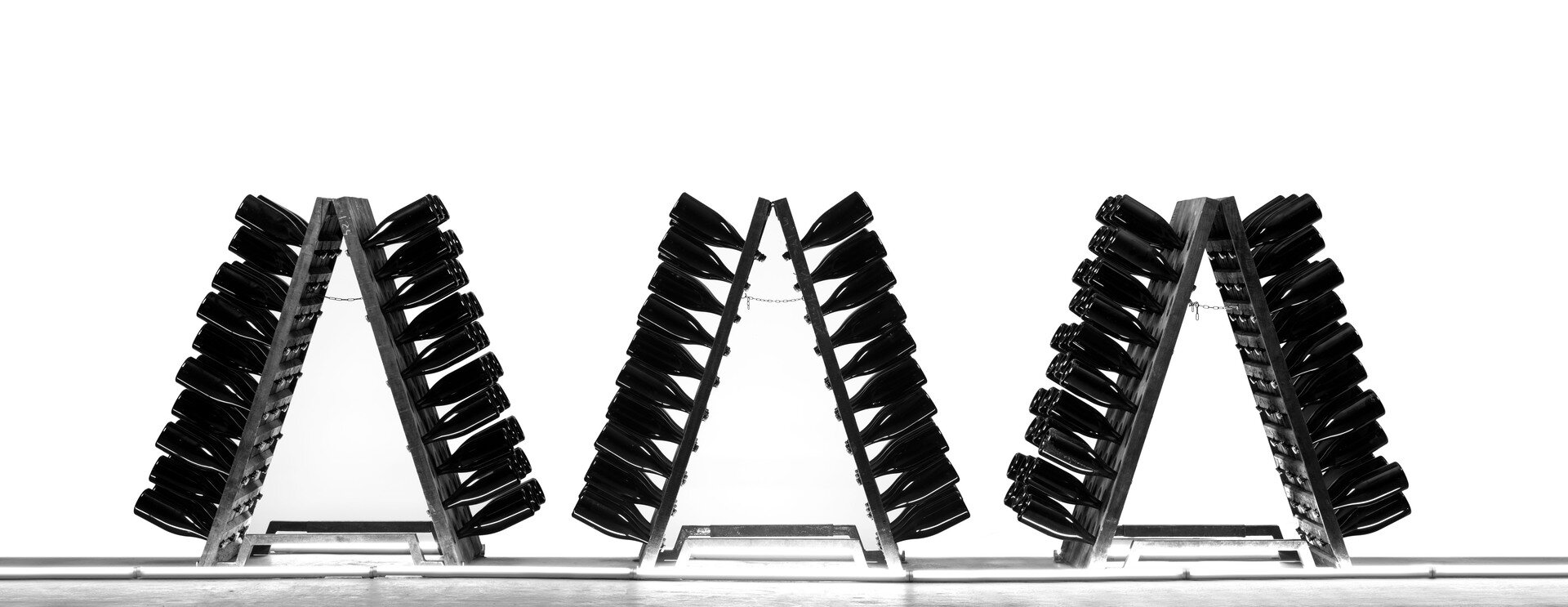 Content Dam Org 7 Images Full Rights Eventi Trento Cantine Ferrari Ferrari Trento Tour Black White Ferrari 5