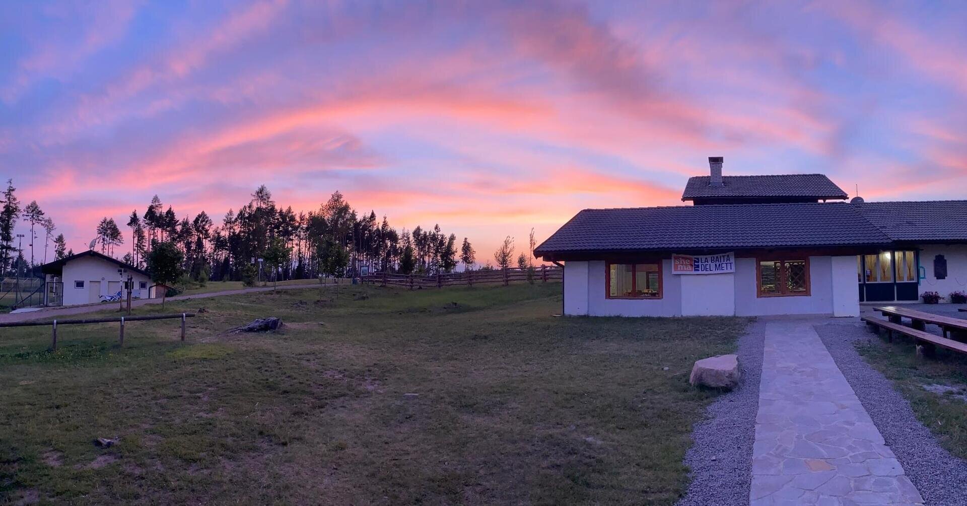 Content Dam Org 7 Images Full Rights Eventi Baselga Di Pine Forest Forest Baita Del Mett