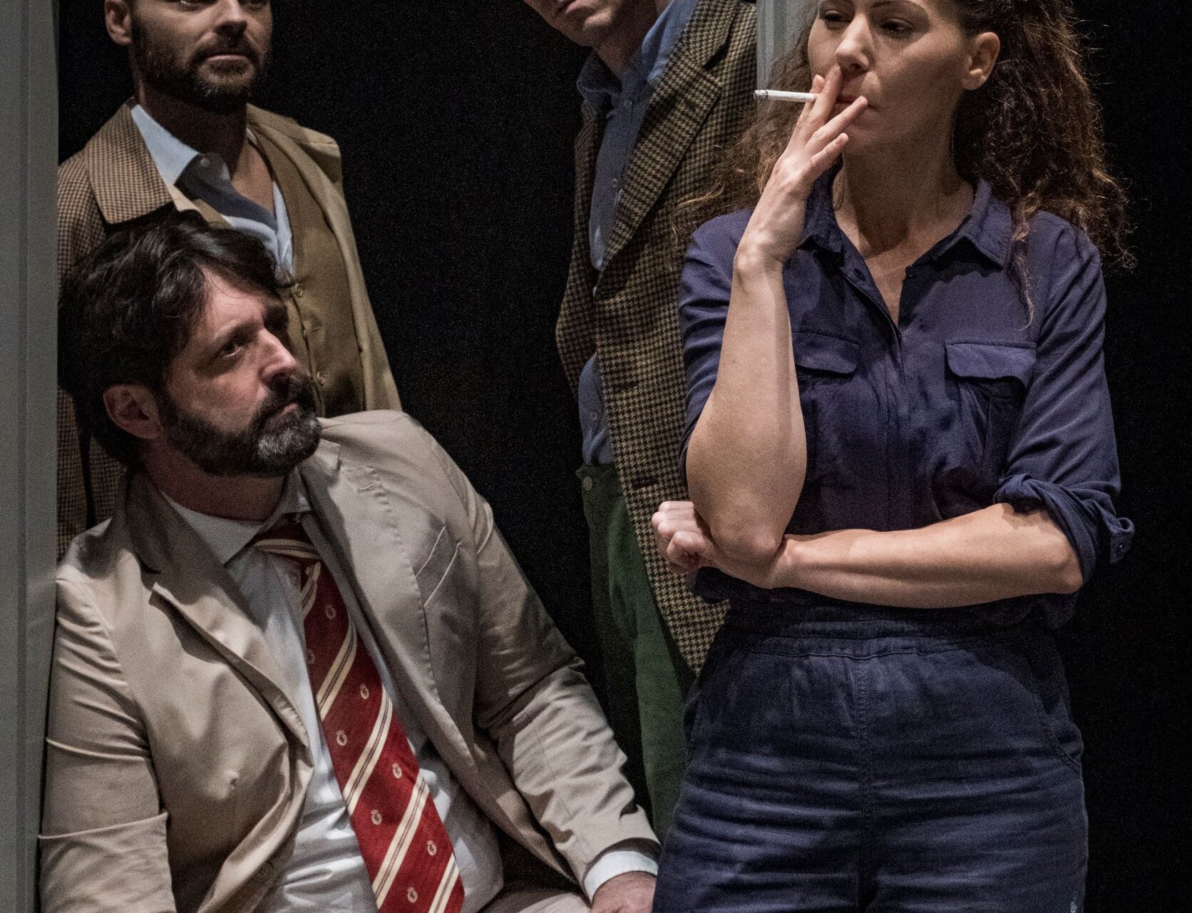 Teatro Capovolto brings to the stage “Three on the Swing” by Luigi Lunari