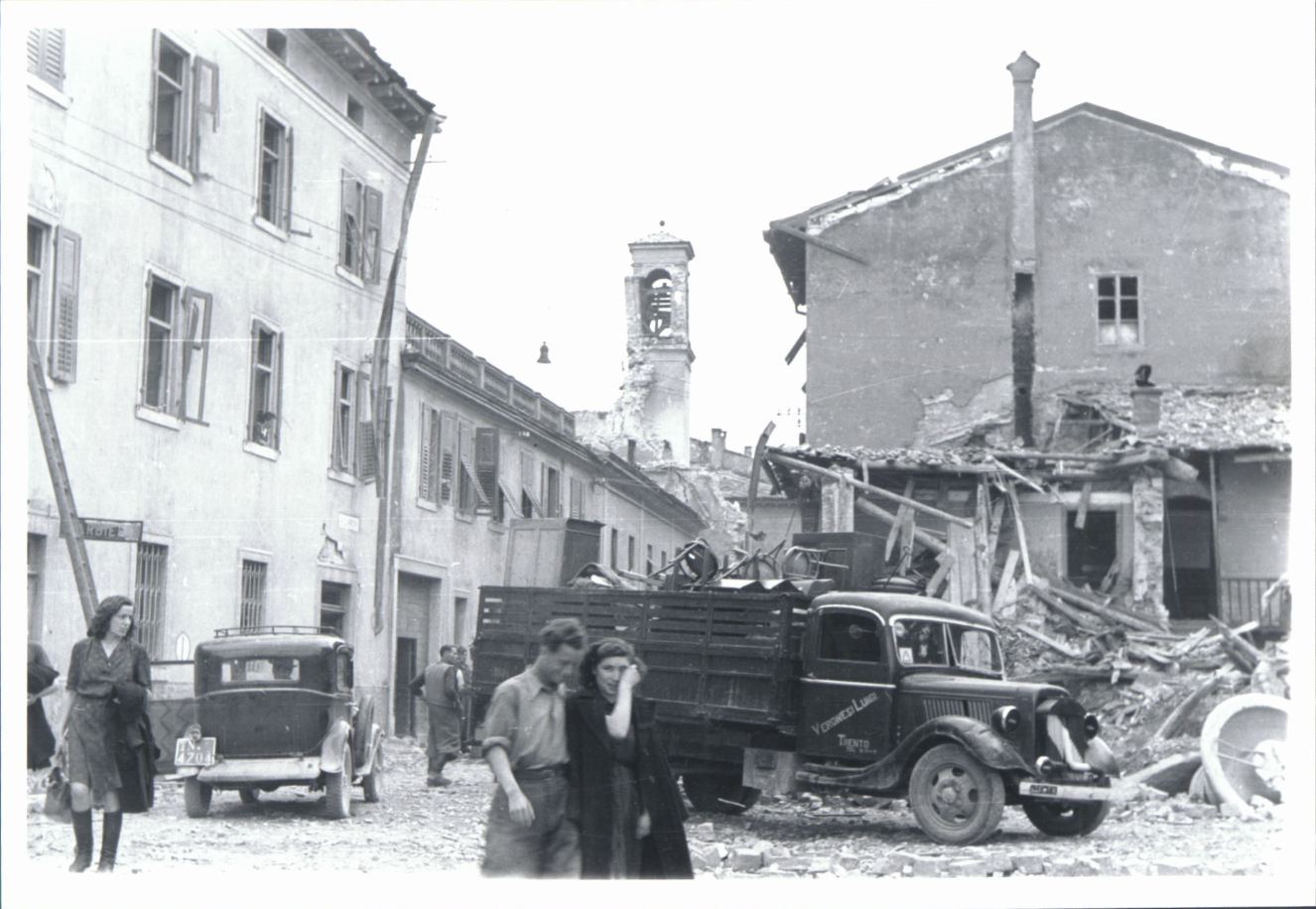 In remembrance of the 80th anniversary of the bombing of St. Martin's ward in Trent