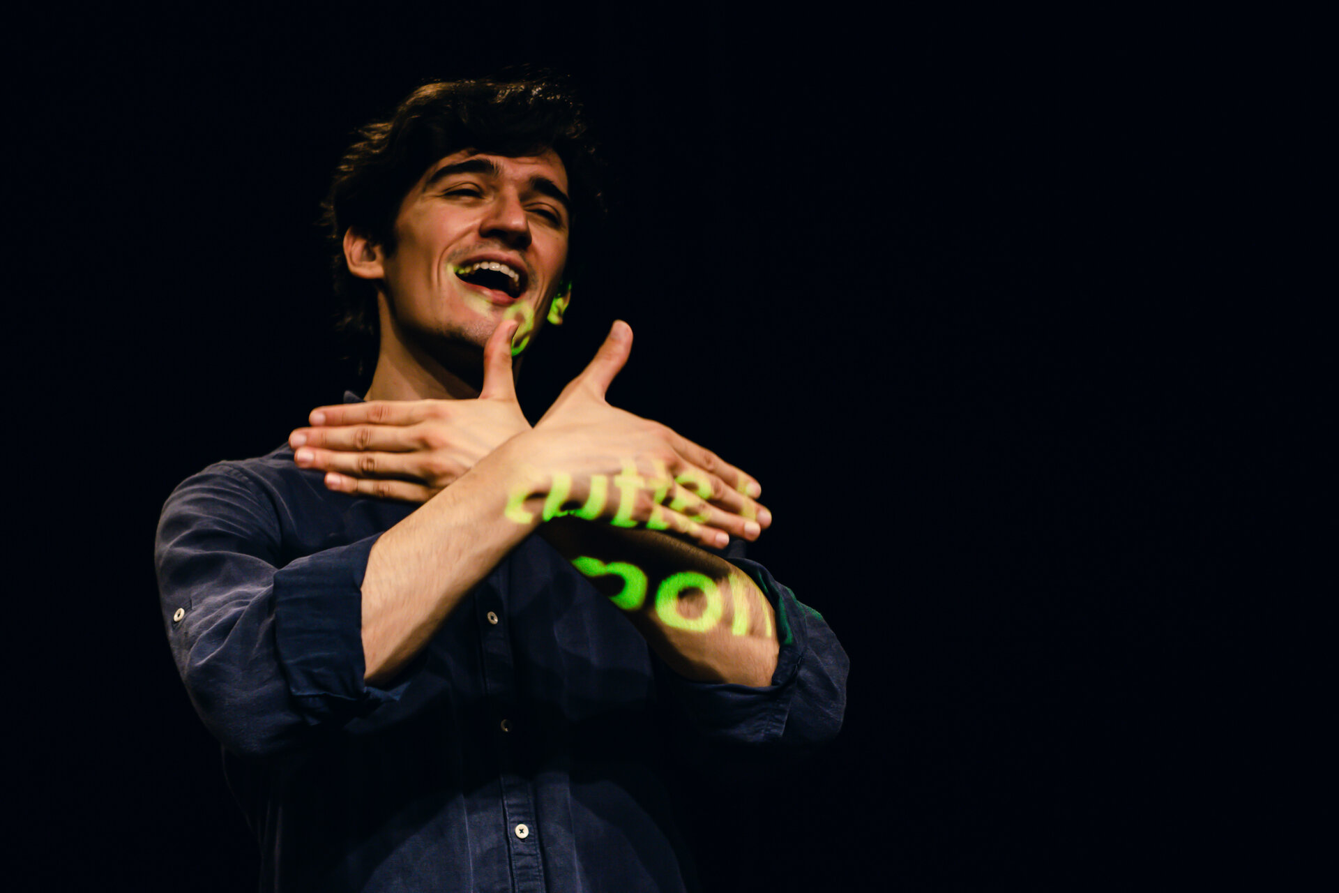 The Regional Contemporary Season continues at the SanbàPolis Theater with a double performance by Babylon Theaters