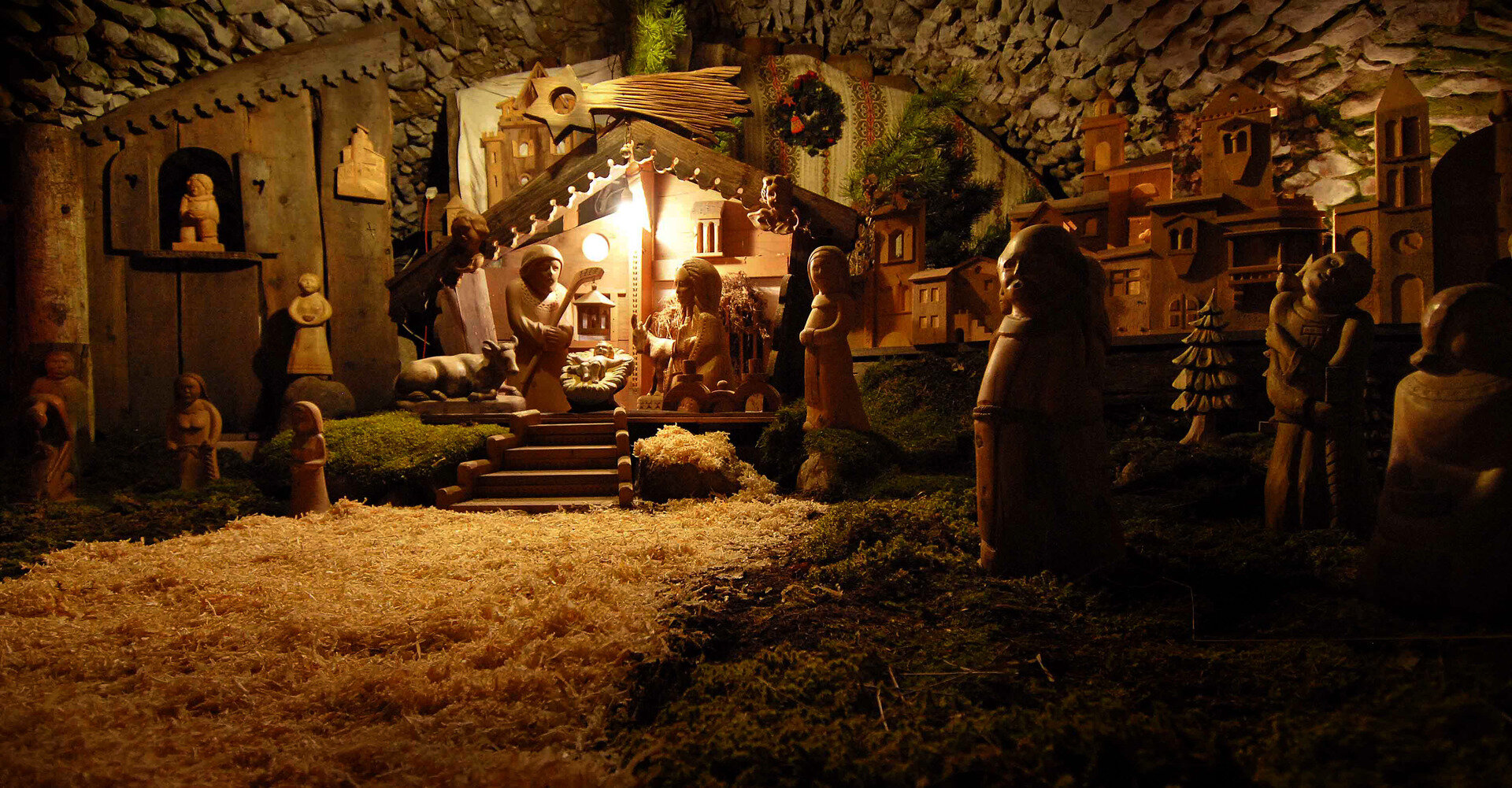 Presepi sotto i portici