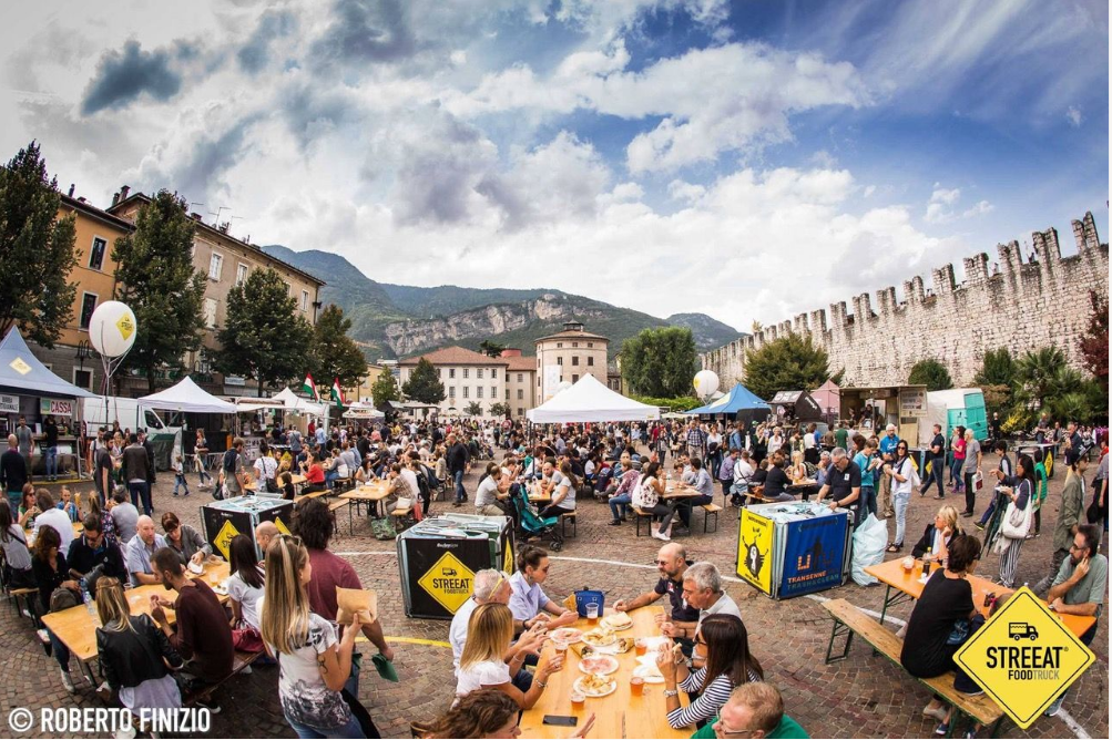 STREEAT FOOD TRUCK FESTIVAL - PIAZZA FIERA