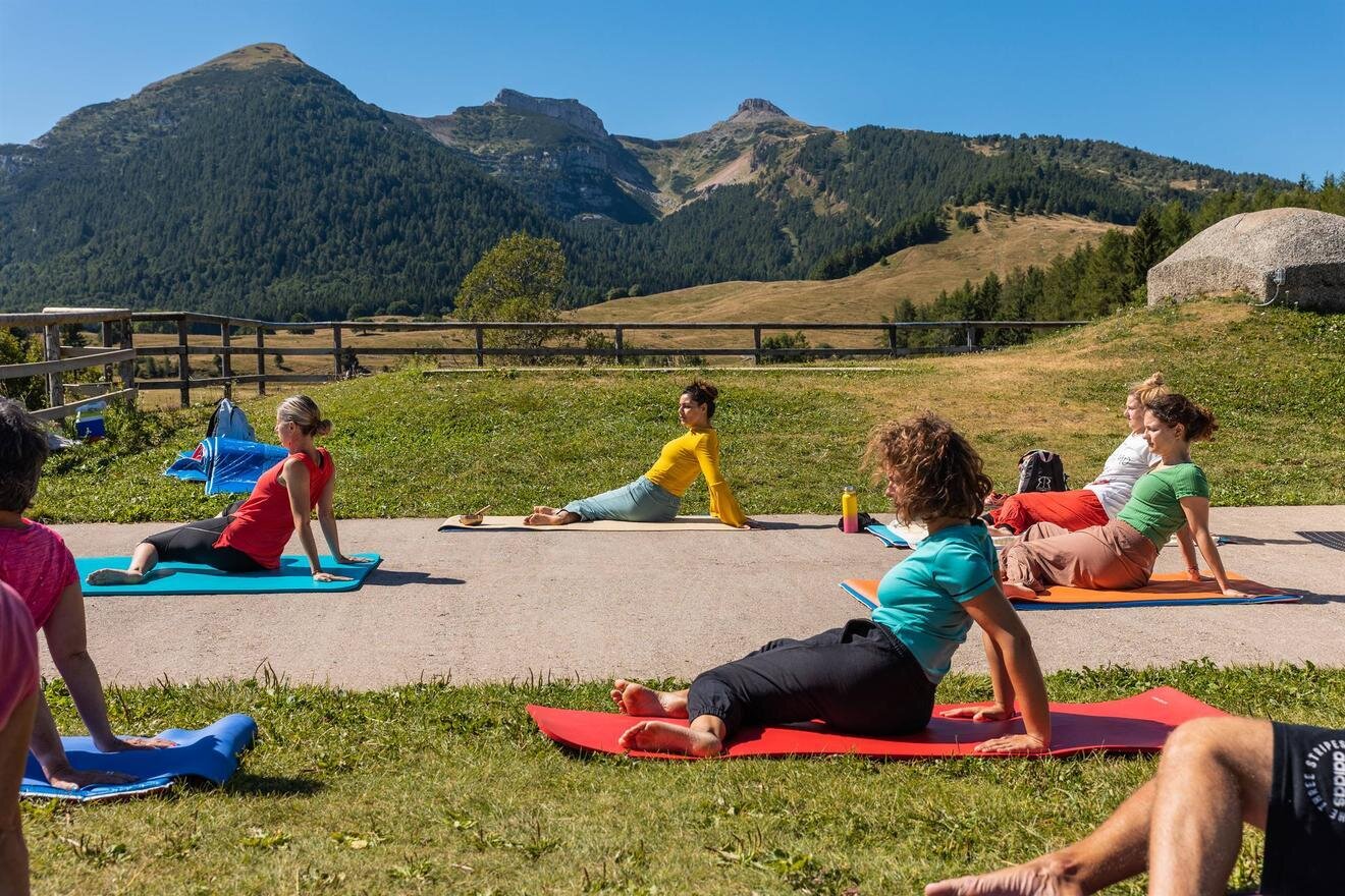 Sunset vibes yoga - Monte Bondone