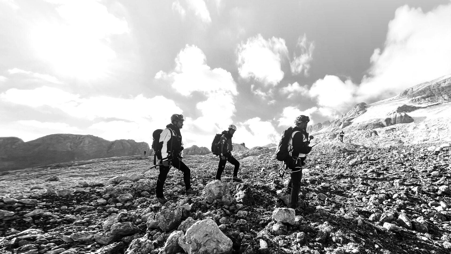 Visions of Ice - Films and dialogues about glaciers and those who live on them - MUSE